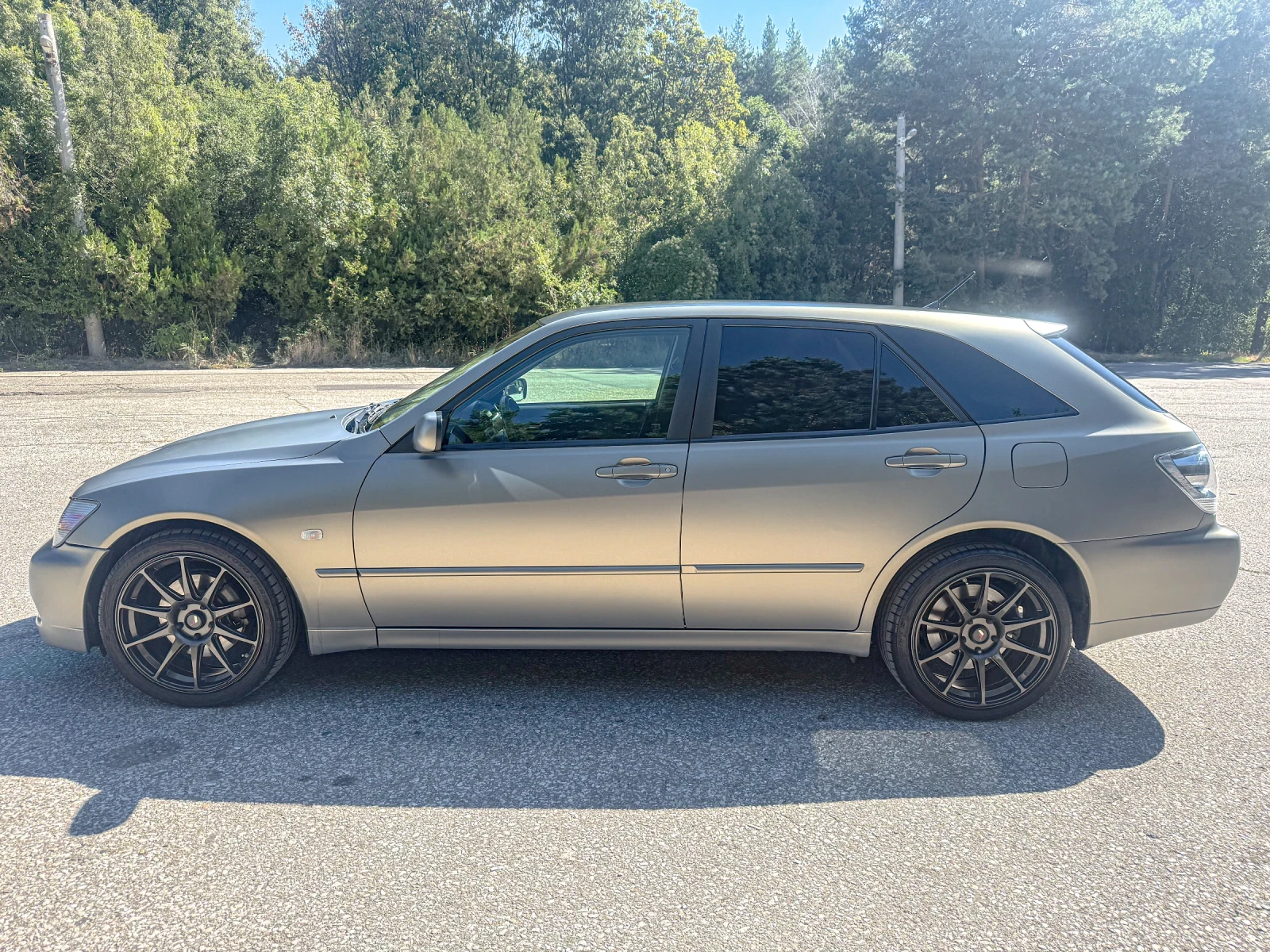 Lexus IS 200 Sportcross - изображение 2