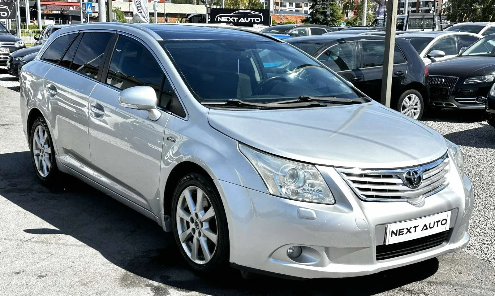 Toyota Avensis 2.2D-CAT 150HP PANO CAM ANDROID | Mobile.bg — изображение 3