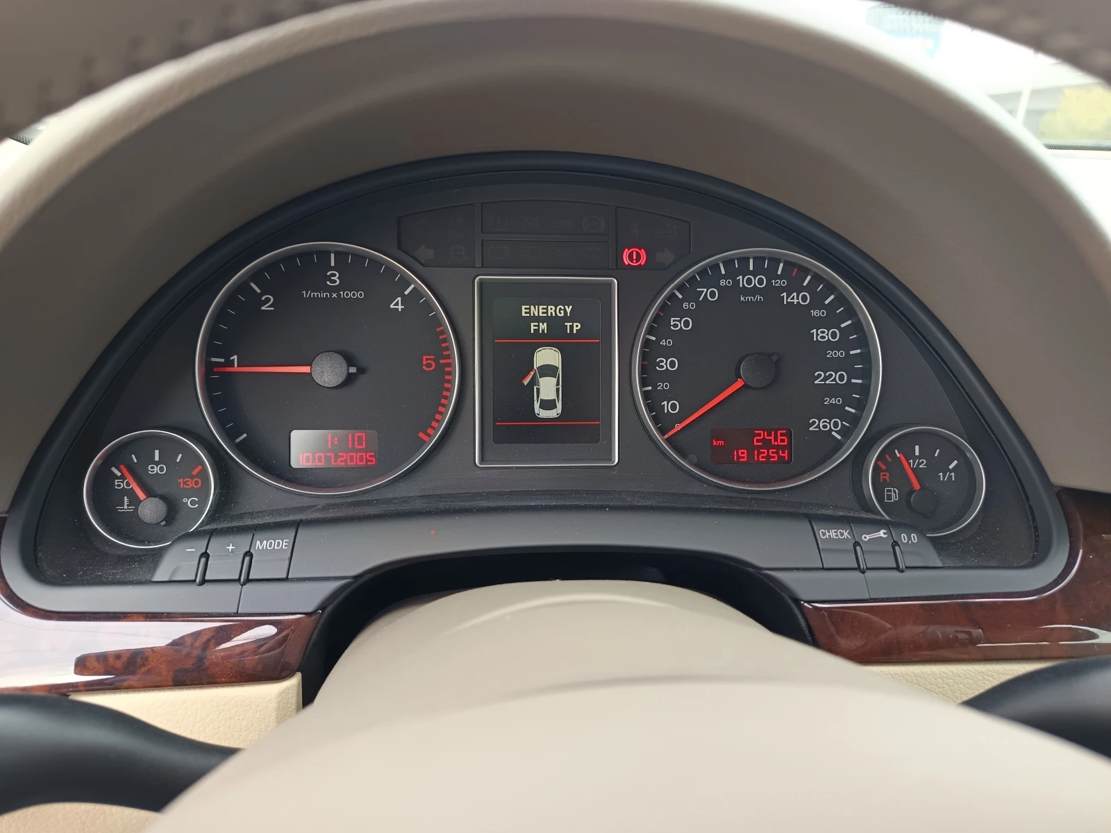 Audi A4 2.0TDi quattro | Mobile.bg   14