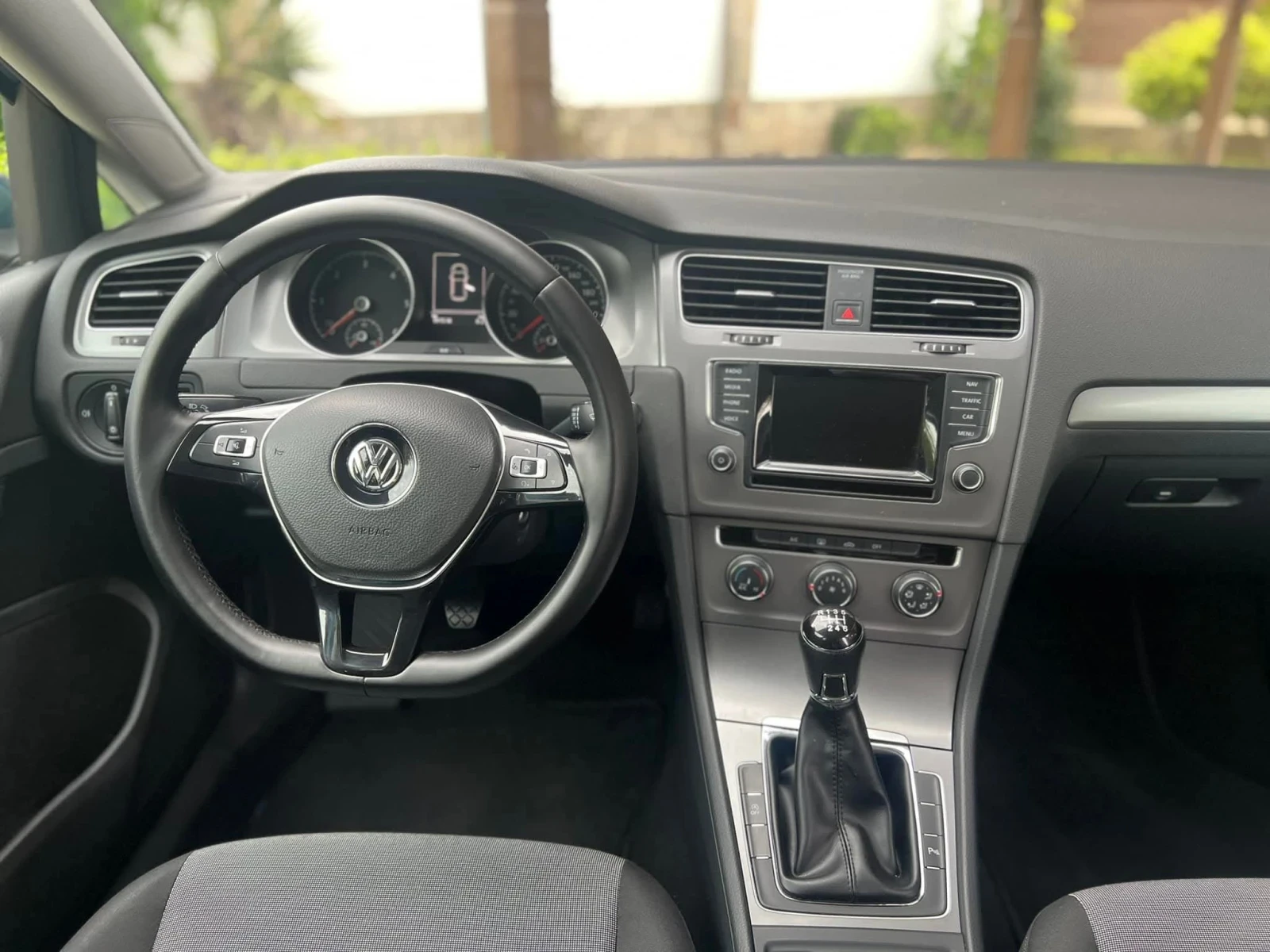 VW Golf 1.6TDI 110 BlueMotion | Mobile.bg   12