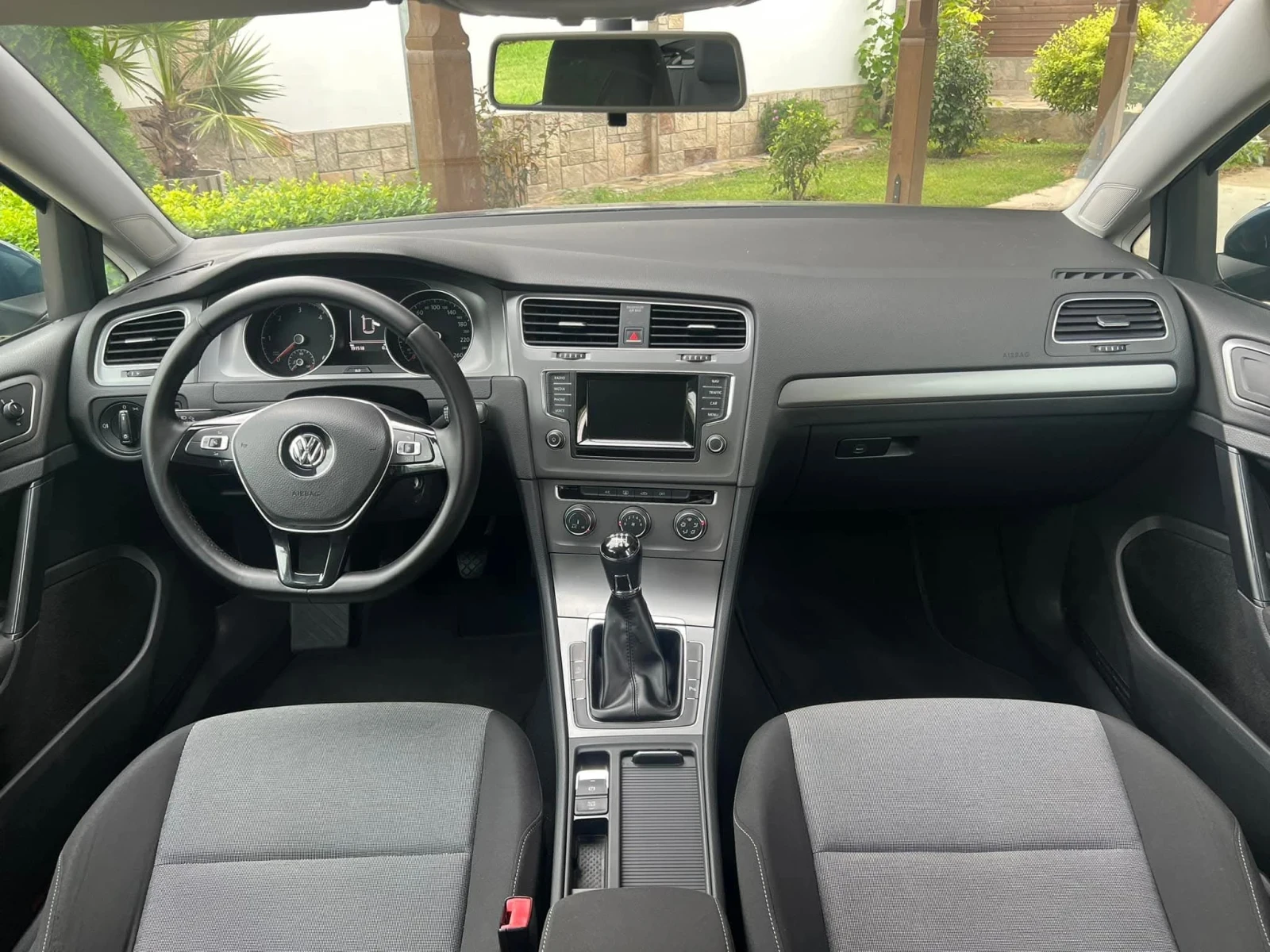 VW Golf 1.6TDI 110 BlueMotion | Mobile.bg   11