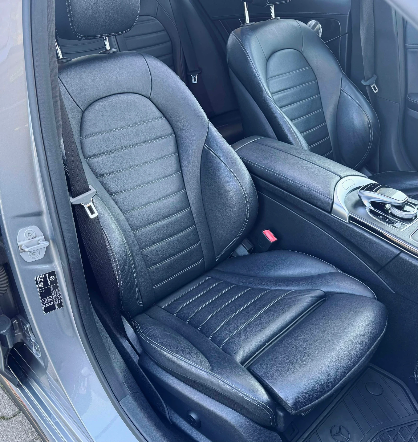 Mercedes-Benz C 220 AMG, снимка 8 - Автомобили и джипове - 53740972