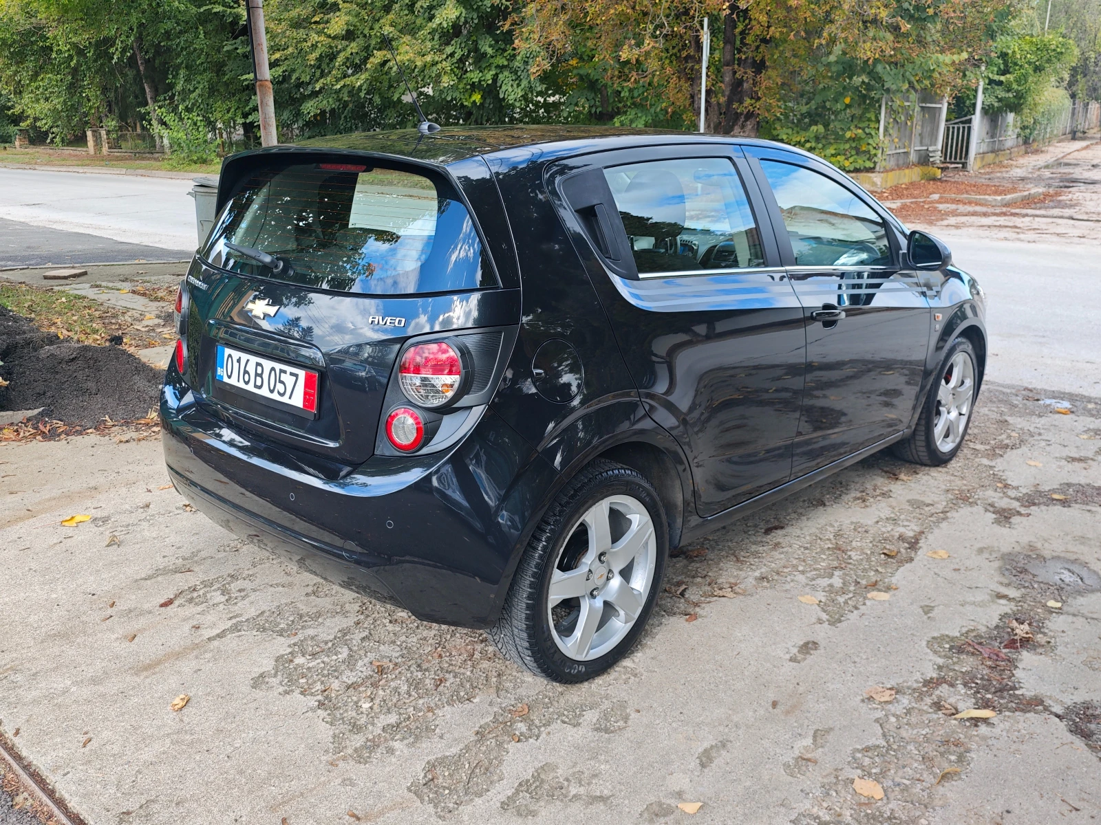 Chevrolet Aveo 1.4i-Limited Edition, снимка 5 - Автомобили и джипове - 53762269