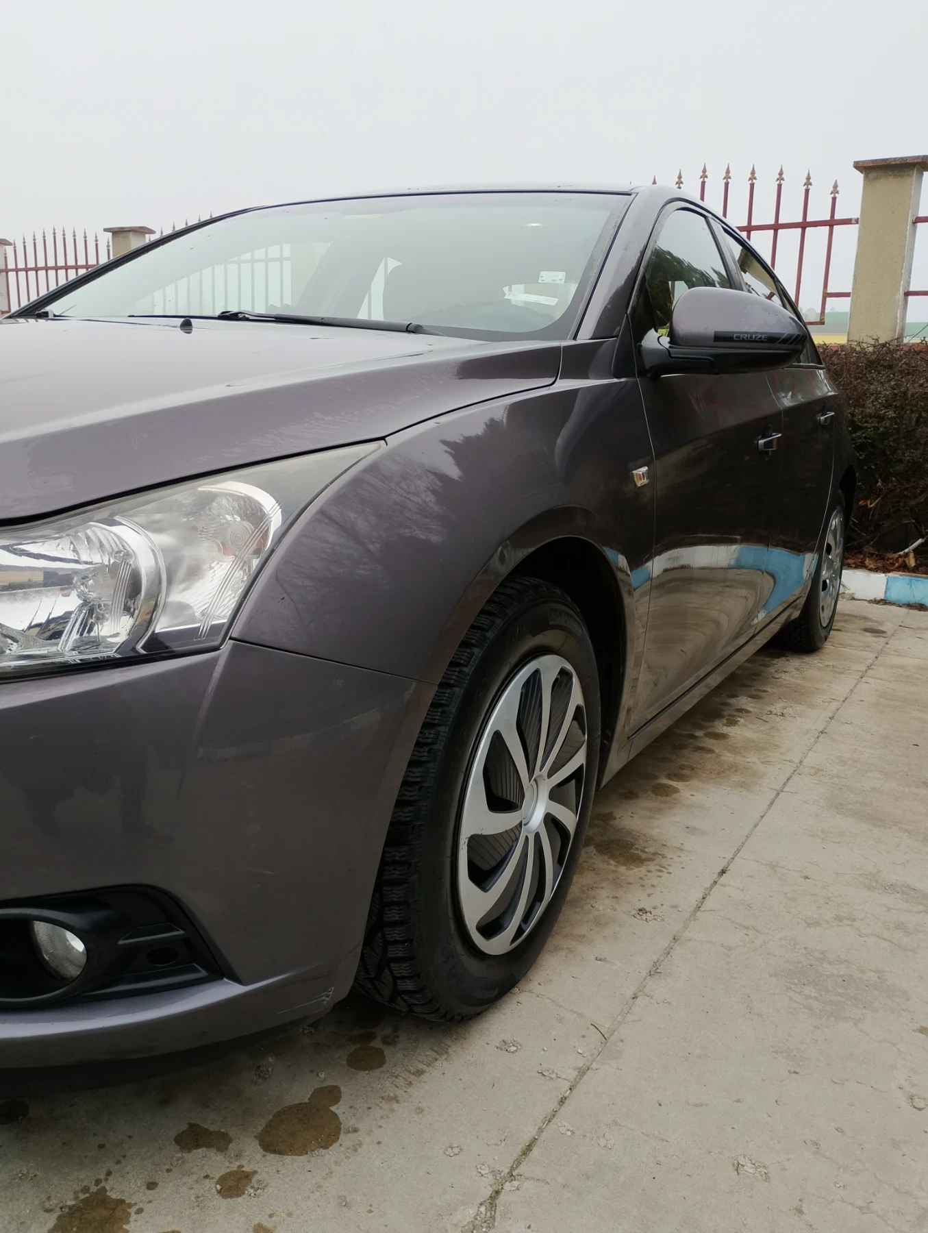 Chevrolet Cruze 1.6 LS, снимка 3 - Автомобили и джипове - 53936822