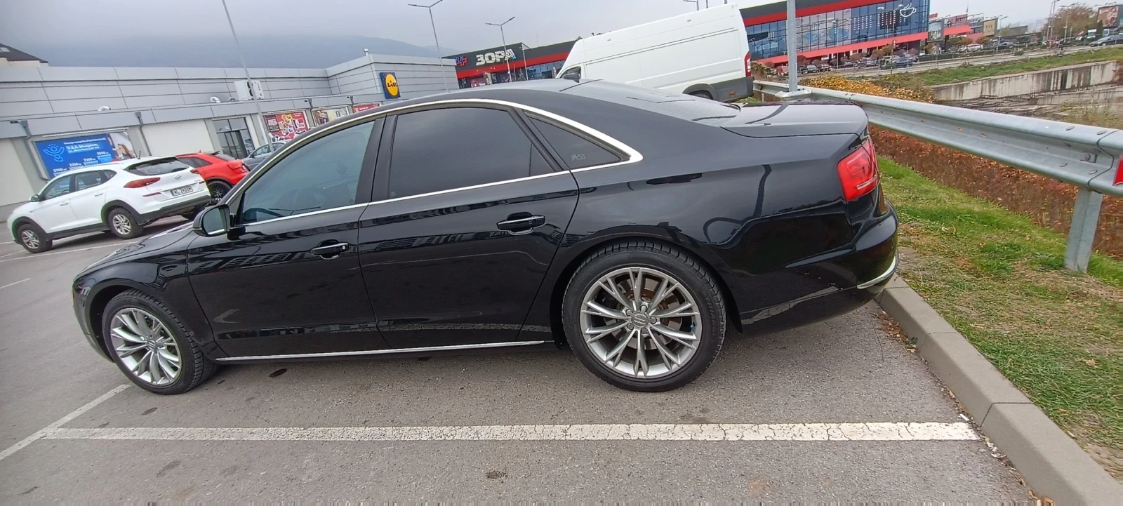 Audi A8, снимка 4 - Автомобили и джипове - 53939752