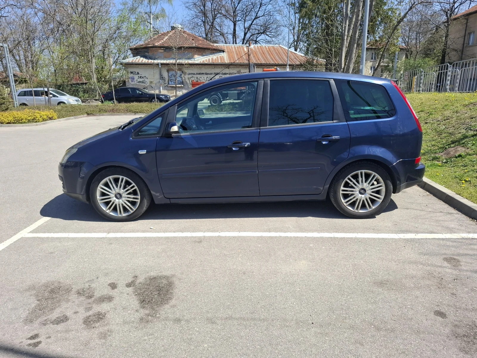 Ford C-max 1.6 TDCI GHIA, снимка 16 - Автомобили и джипове - 54031129