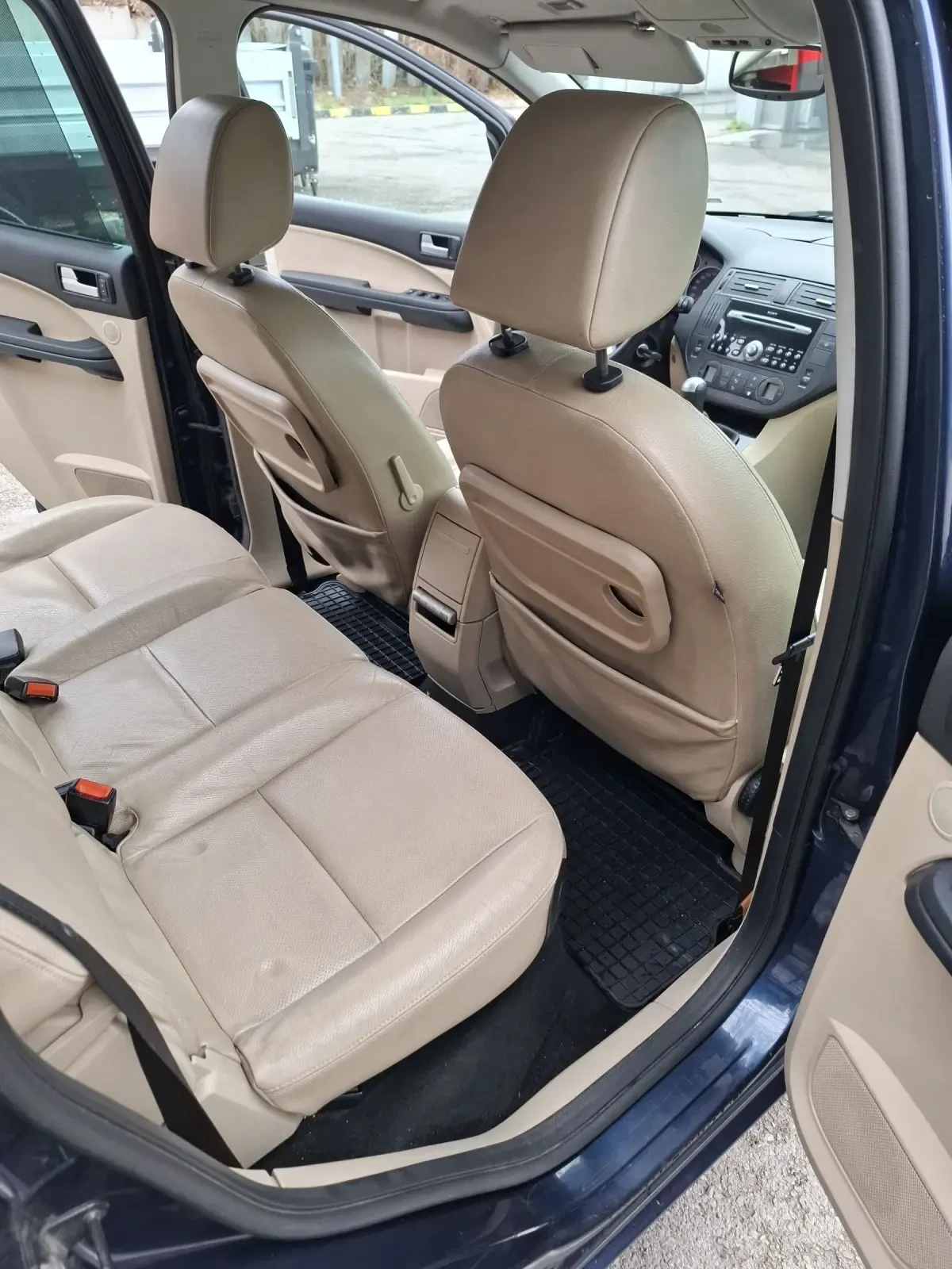 Ford C-max 1.6 TDCI GHIA, снимка 11 - Автомобили и джипове - 54031129