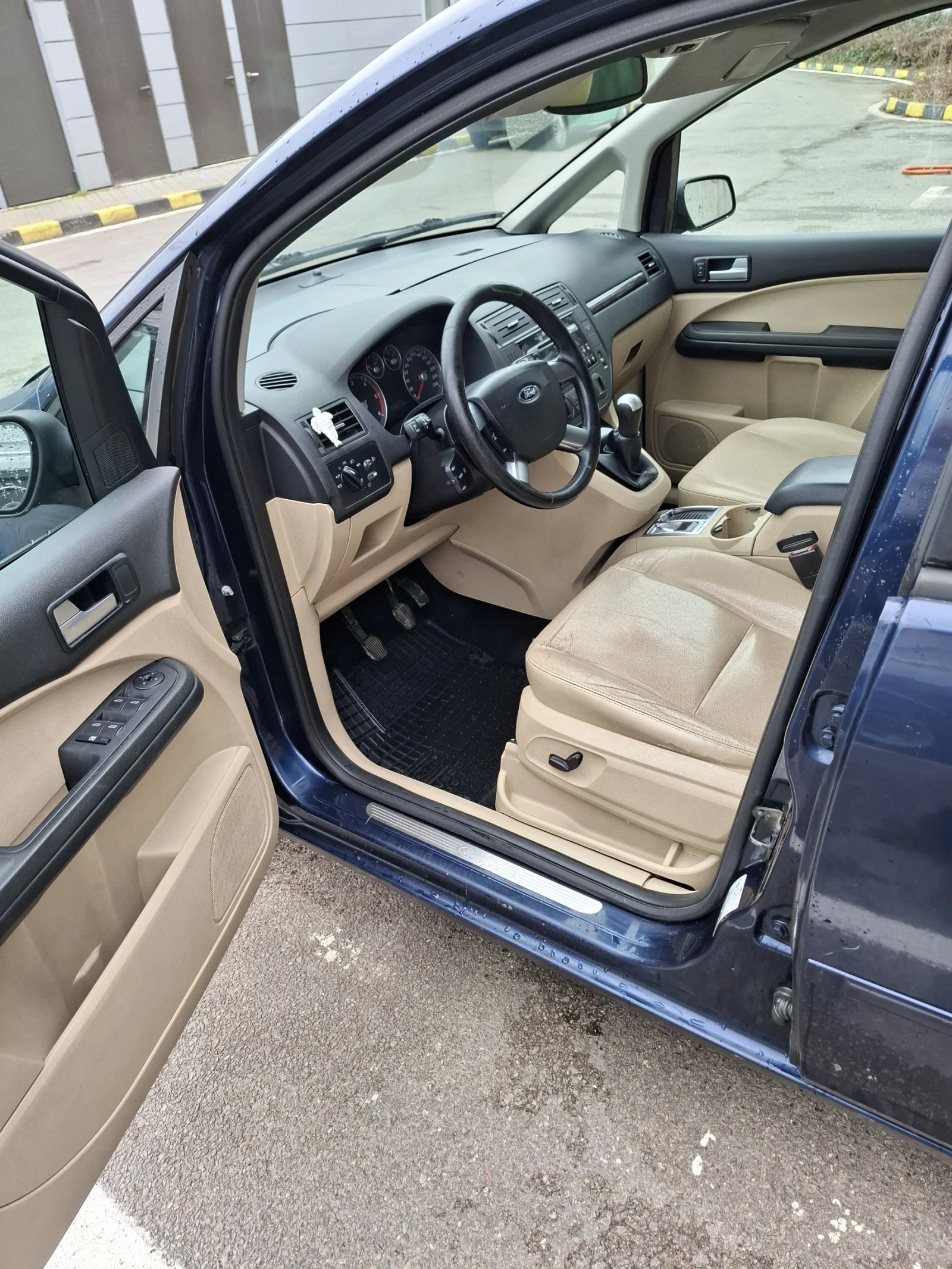 Ford C-max 1.6 TDCI GHIA, снимка 14 - Автомобили и джипове - 54031129