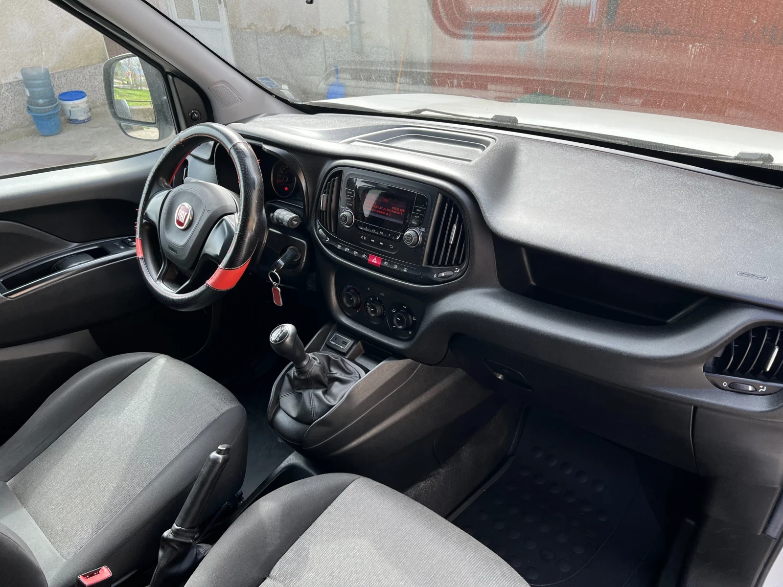 Fiat Doblo 1.3 MultiJet 95, снимка 13 - Автомобили и джипове - 54208331