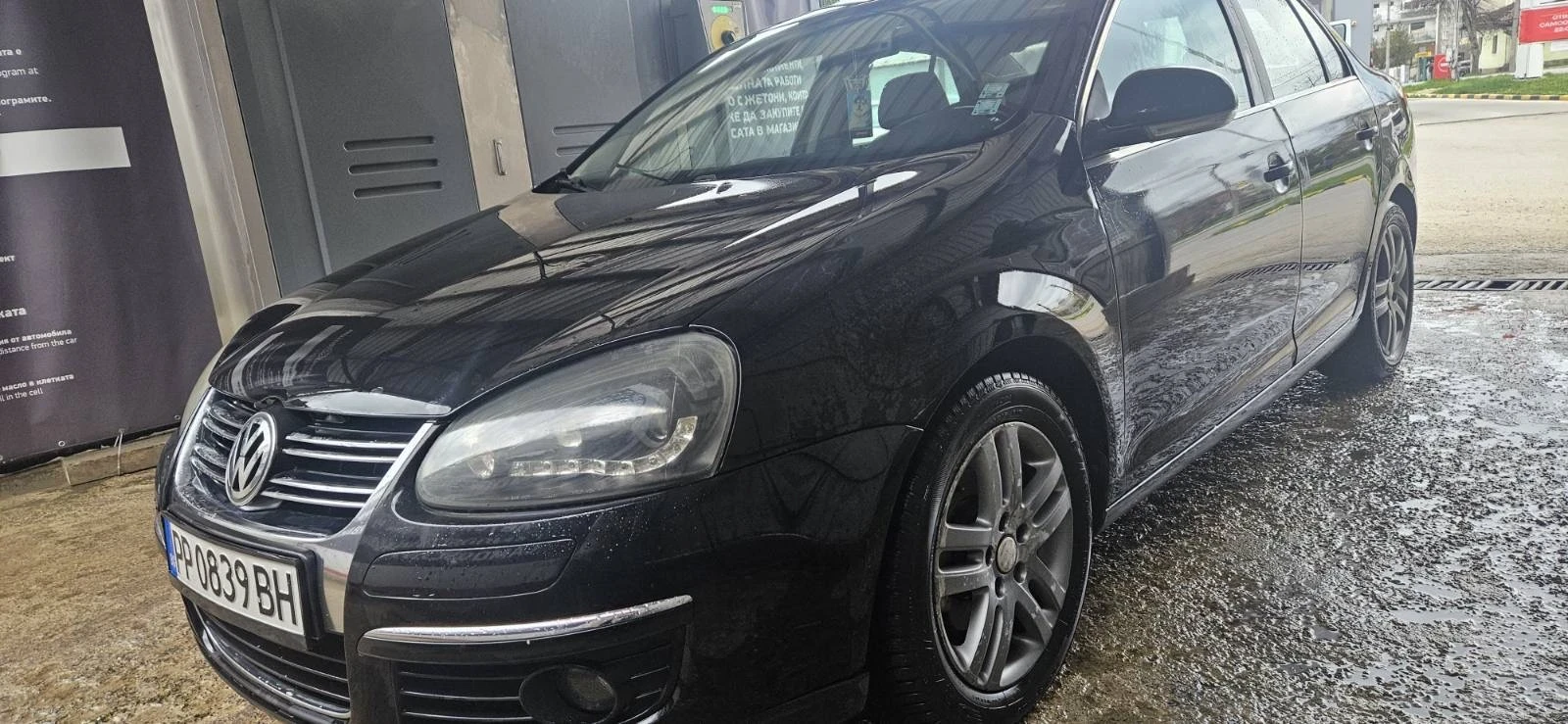 VW Jetta 1.9 TDI, снимка 3 - Автомобили и джипове - 54214429