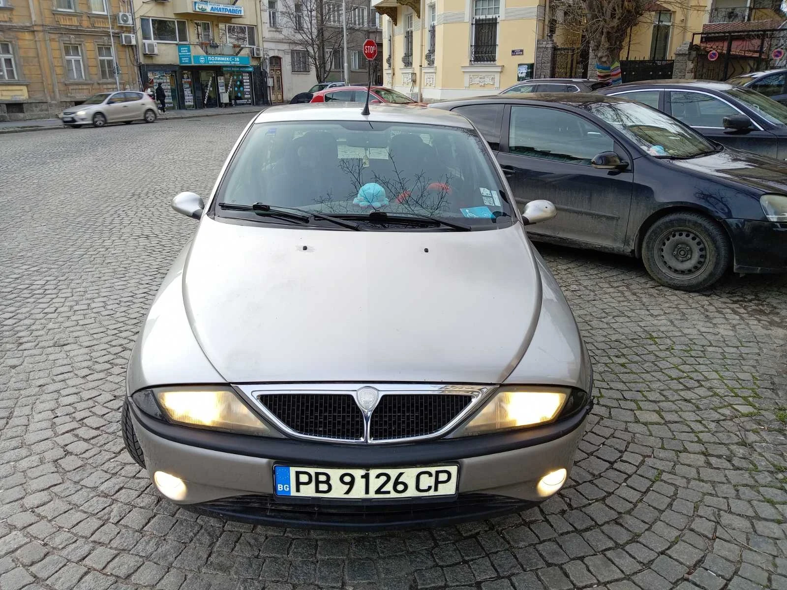 Lancia Ypsilon 1.2, снимка 7 - Автомобили и джипове - 54325578