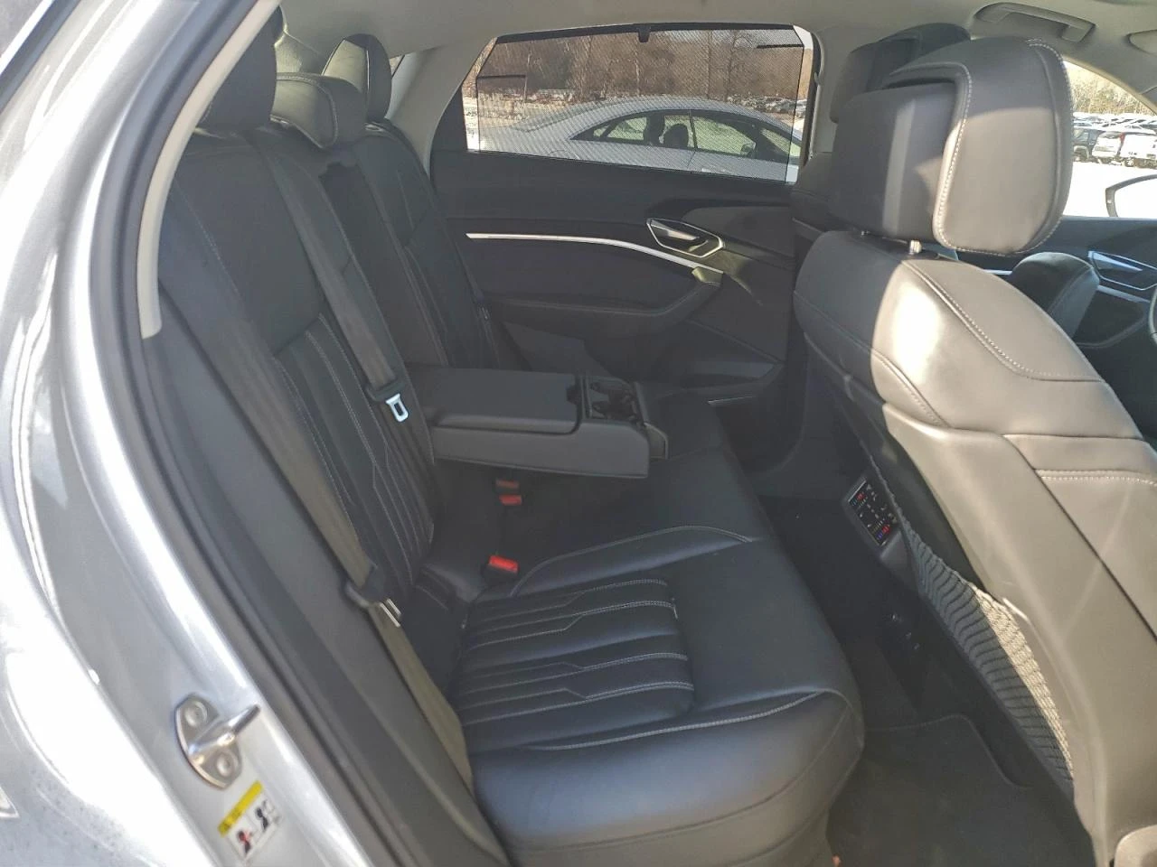 Audi E-Tron SPORTBACK PRESTIGE QUATTRO, снимка 11 - Автомобили и джипове - 54708505