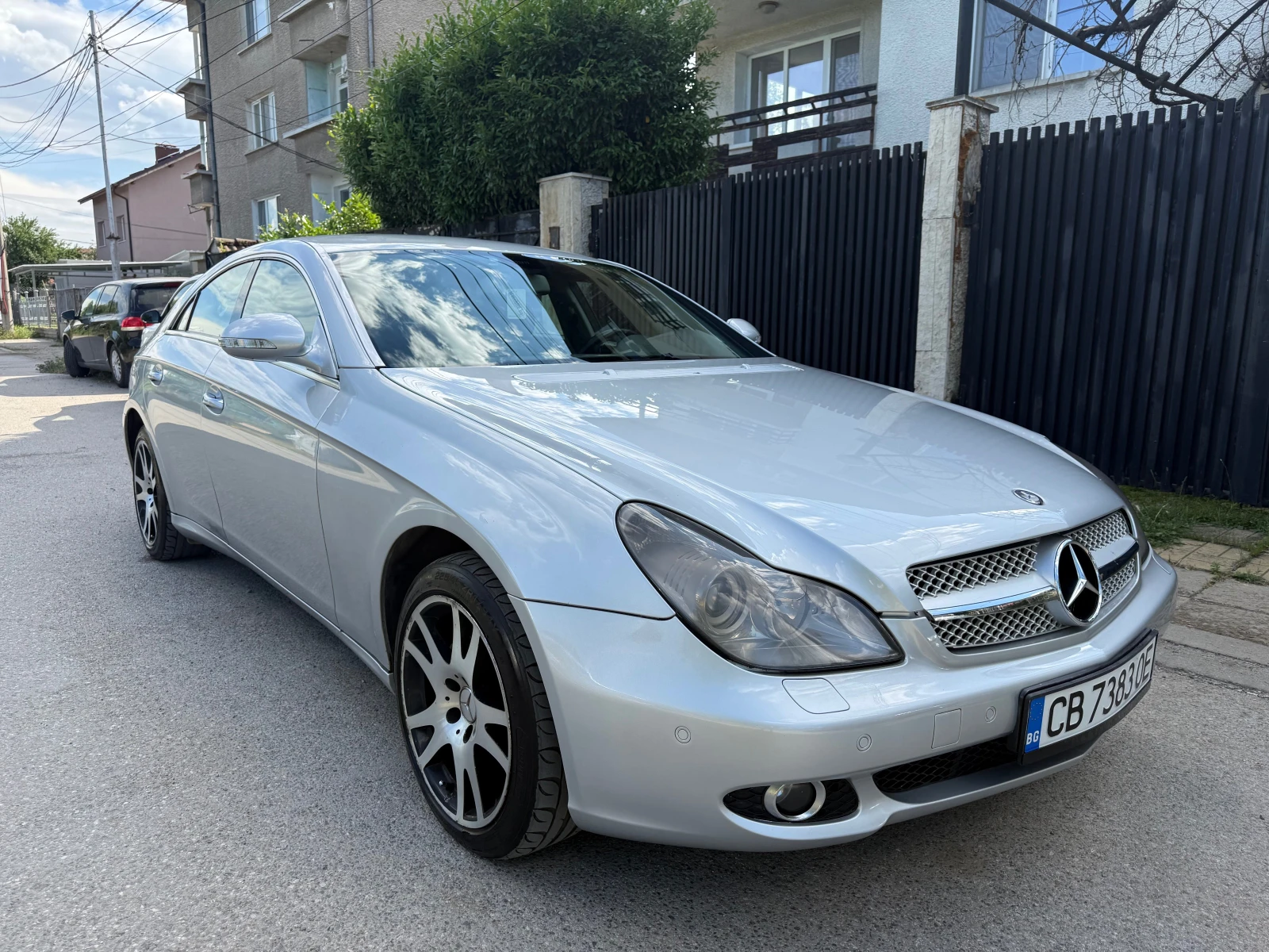 Mercedes-Benz CLS 320 Keyless/Parktronik, снимка 3 - Автомобили и джипове - 54932632