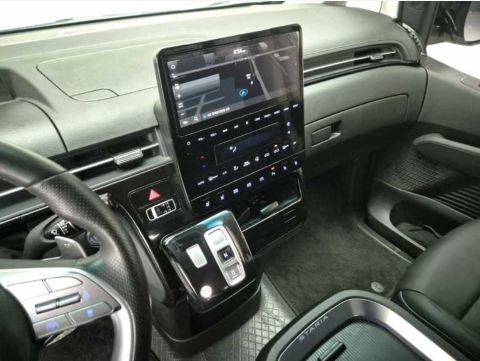 Hyundai Staria 7 ������ * �������� * ��������� * 360 ������ | Mobile.bg � ����������� 10