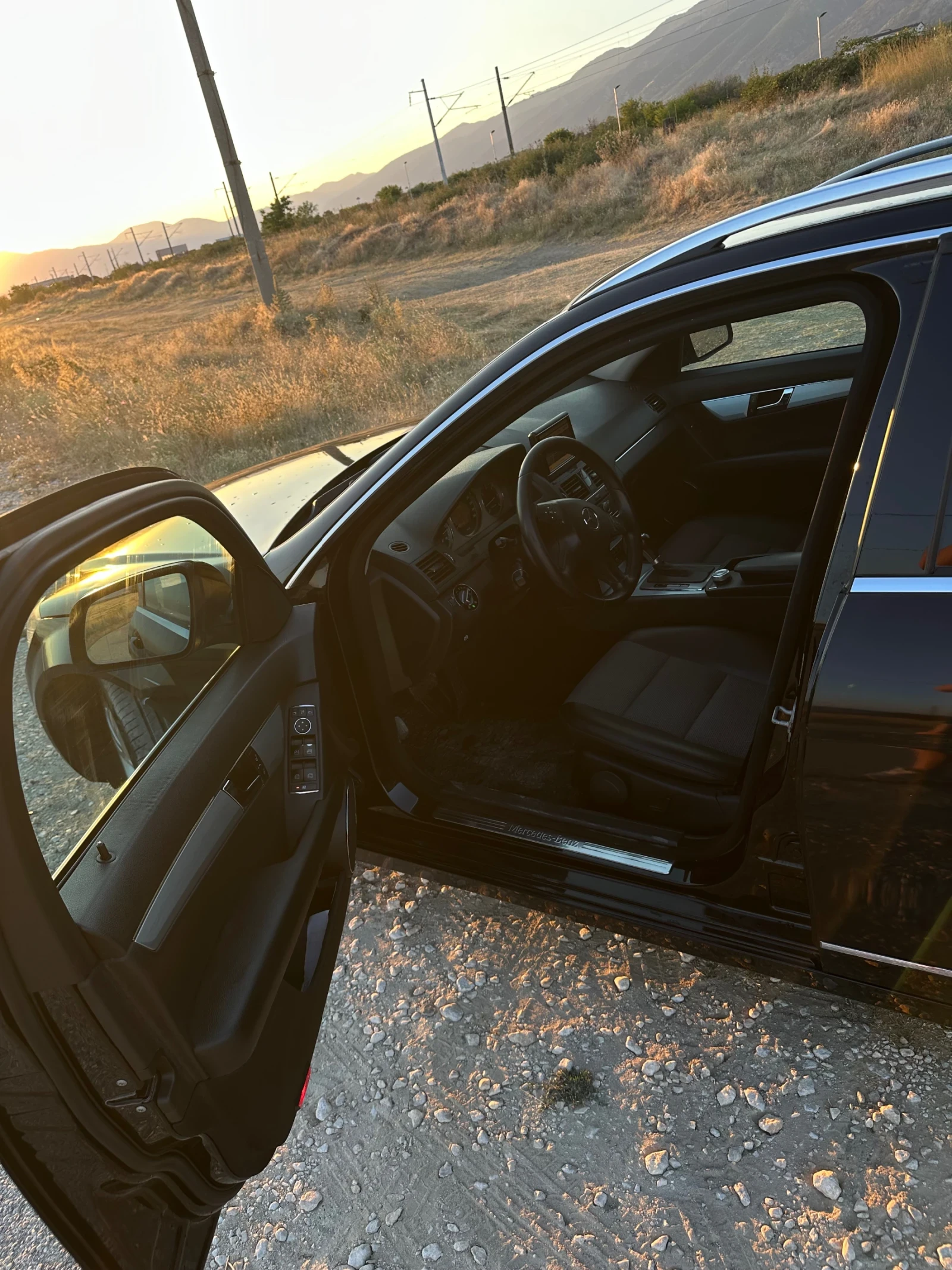 Mercedes-Benz C 220 OM 646 NAVI ТОП СЪСТОЯНИЕ!, снимка 7 - Автомобили и джипове - 55543987
