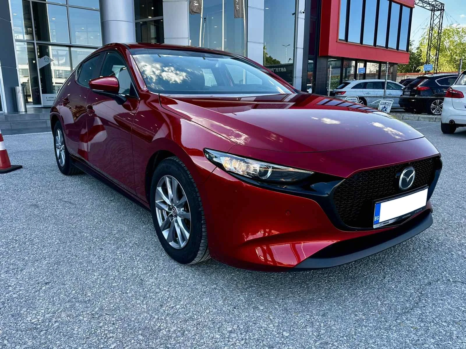 Mazda 3 COM+ SA & Mild hybrid, снимка 2 - Автомобили и джипове - 55903014