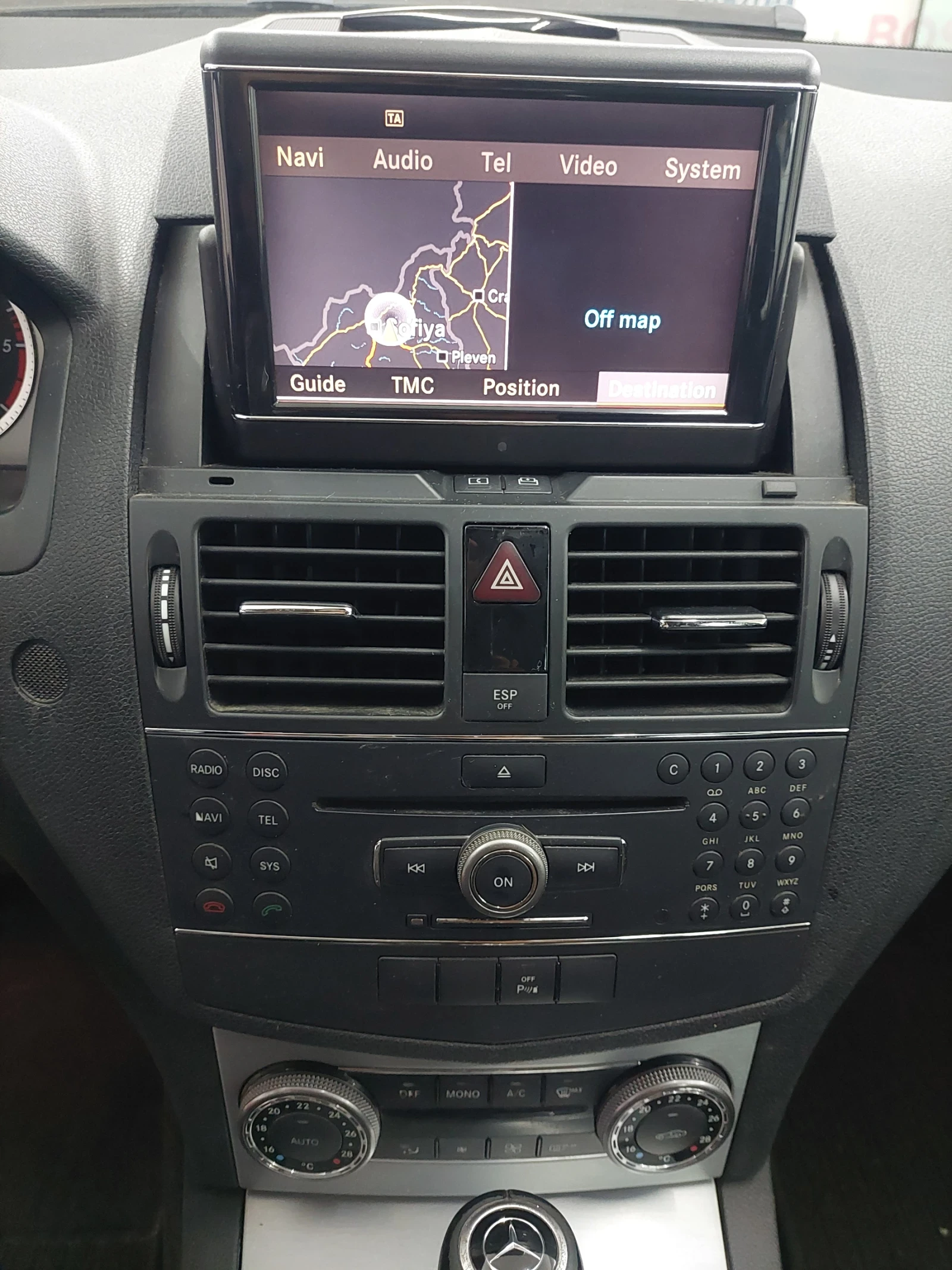 Mercedes-Benz C 220 AUTOMAT, снимка 9 - Автомобили и джипове - 56023657