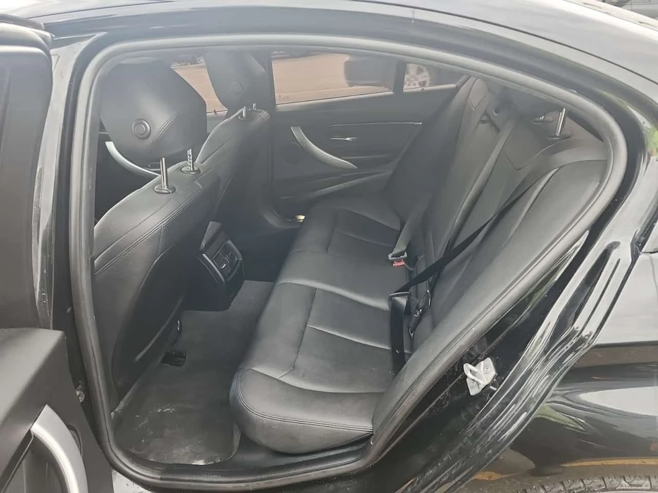 BMW 330 * Sedan 330i Xdrive* ����������*  | Mobile.bg � ����������� 11