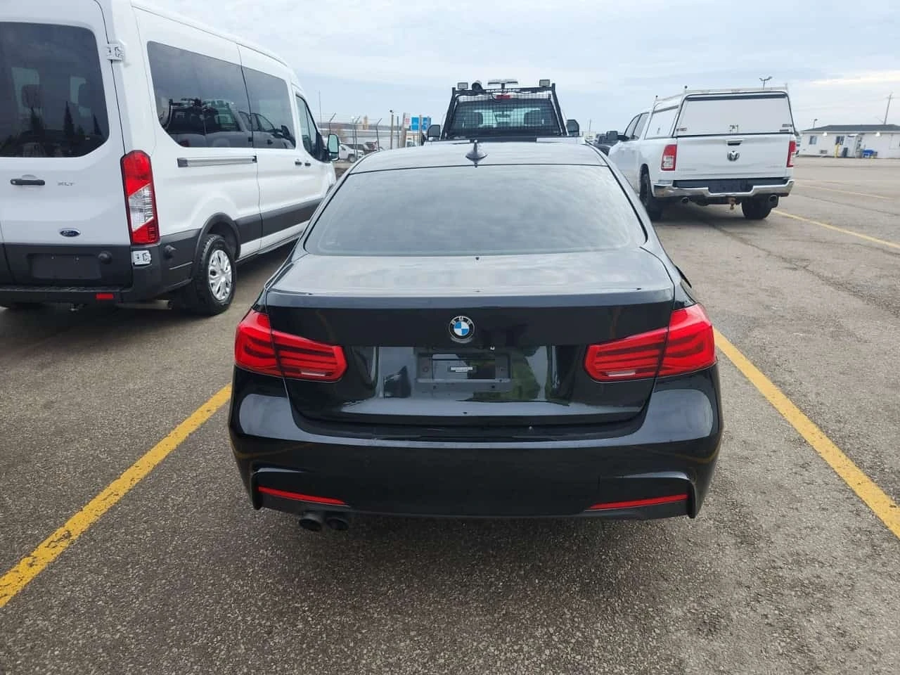 BMW 330 * Sedan 330i Xdrive* ����������*  | Mobile.bg � ����������� 16
