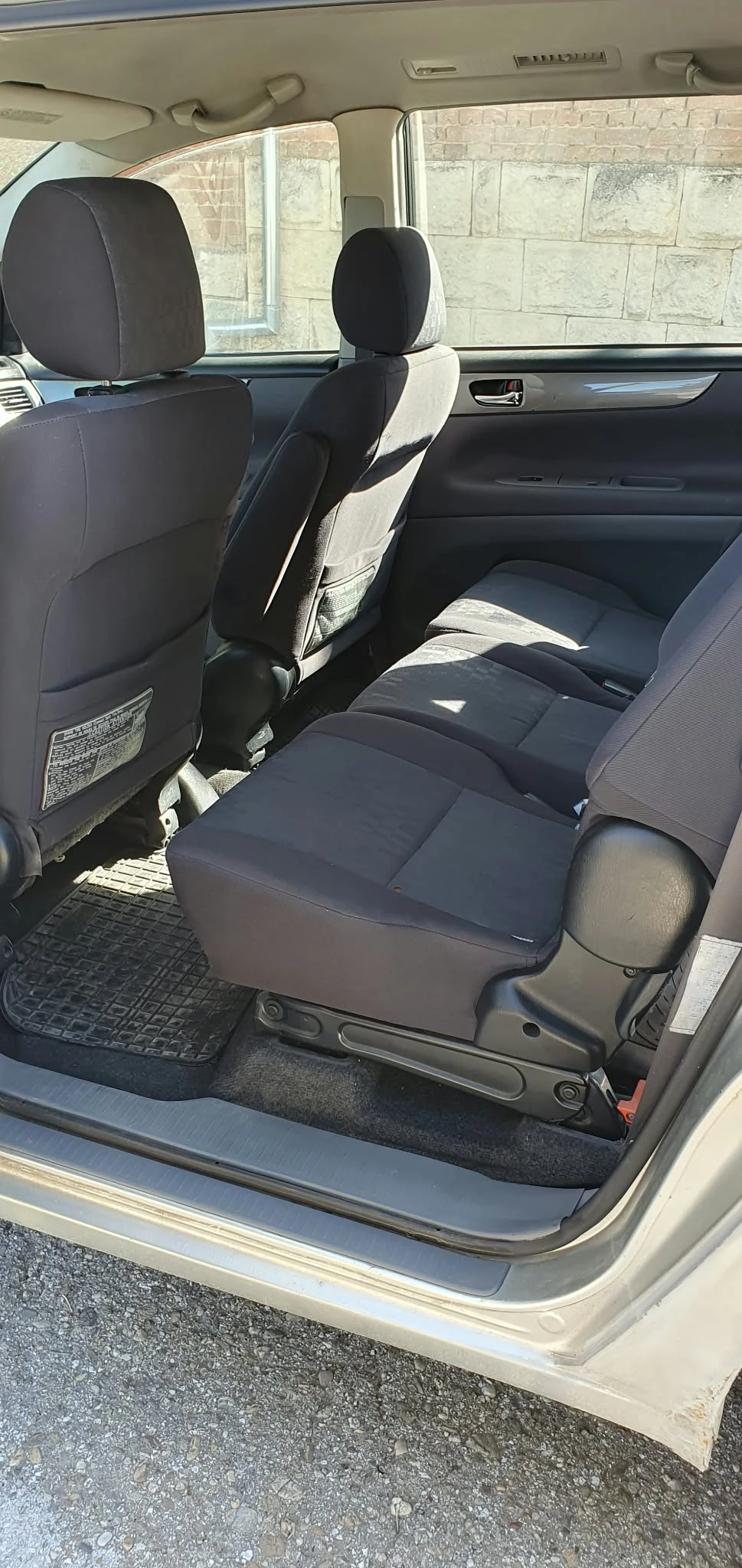 Toyota Avensis verso, снимка 9 - Автомобили и джипове - 56335905