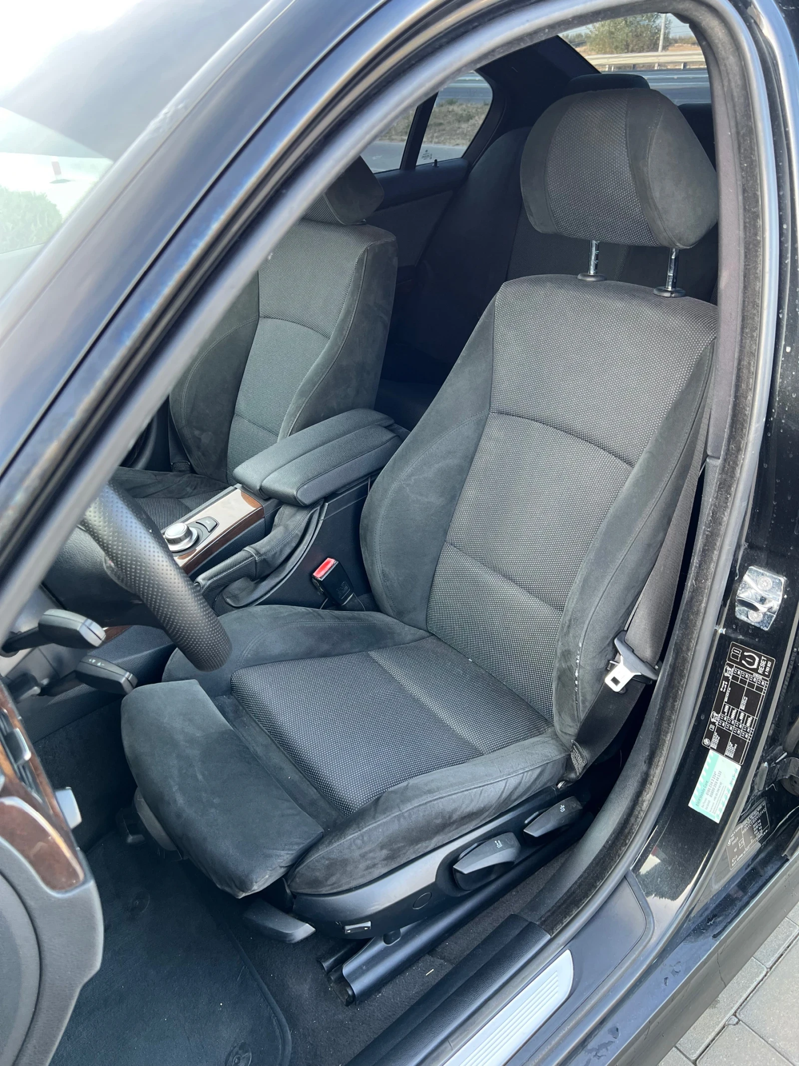 BMW 325 E90, снимка 12 - Автомобили и джипове - 56416592
