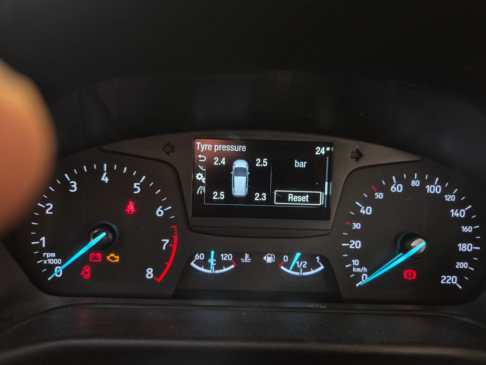 Ford Fiesta 1.0 Eco Boost | Mobile.bg � ����������� 10