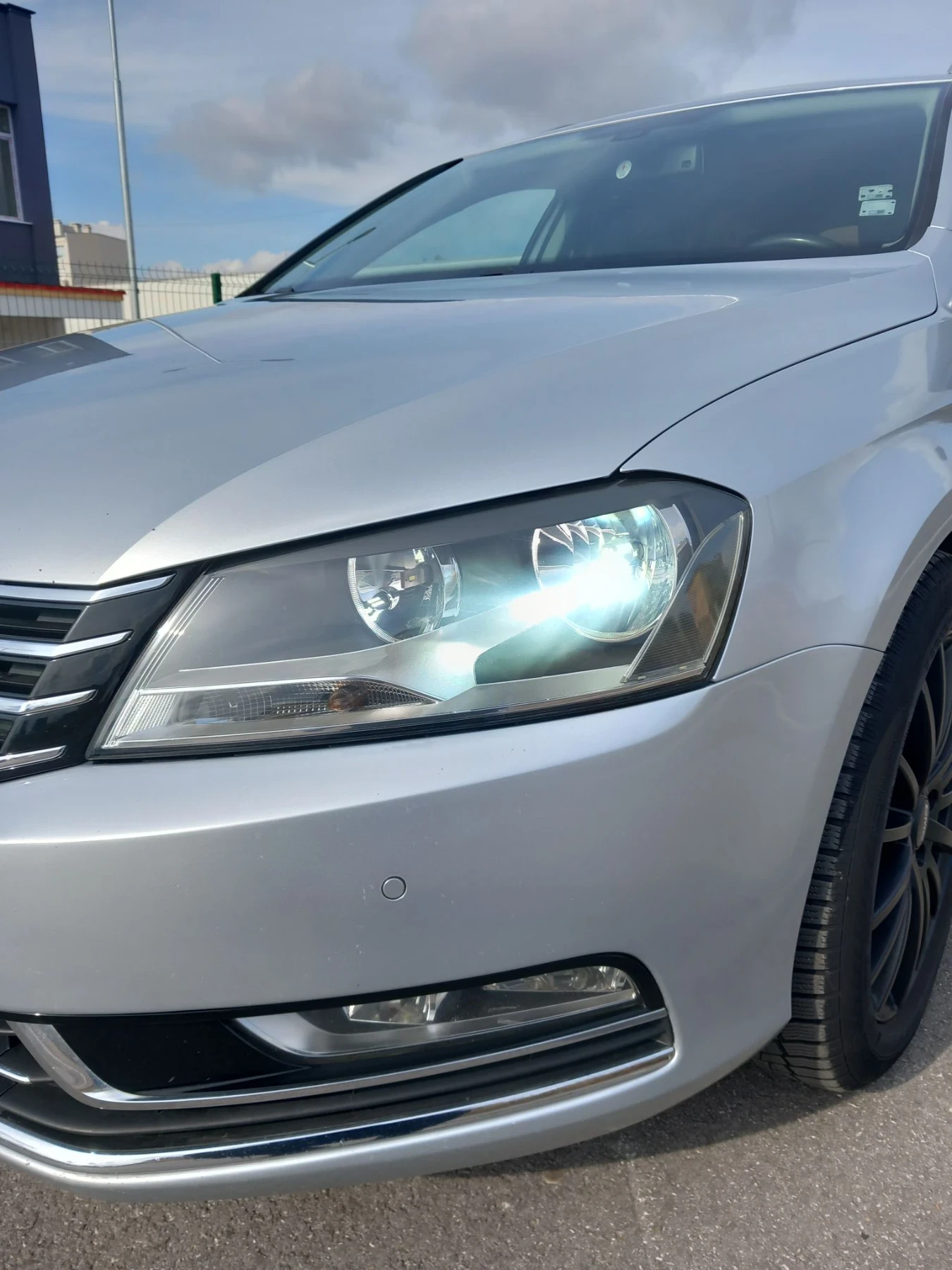 VW Passat 2.0 TDI 140 PS Highline, снимка 3 - Автомобили и джипове - 56644788