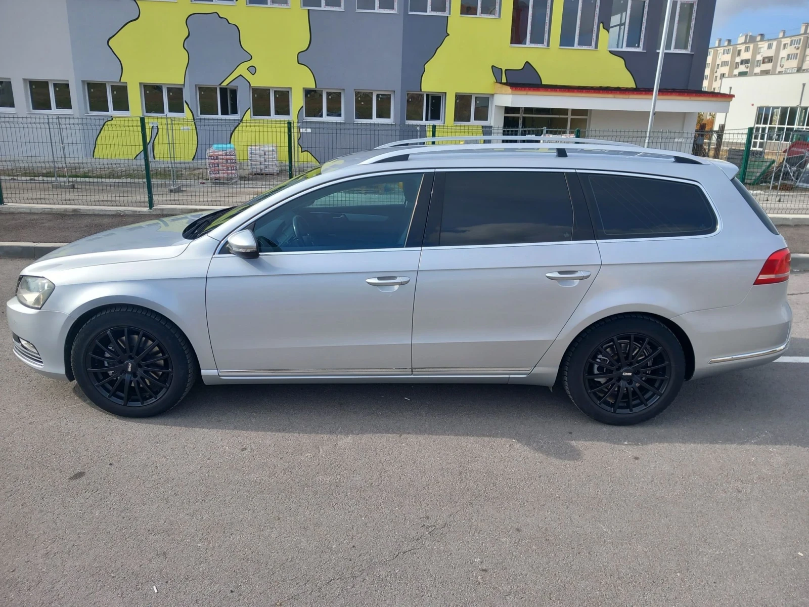 VW Passat 2.0 TDI 140 PS Highline, снимка 6 - Автомобили и джипове - 56644788