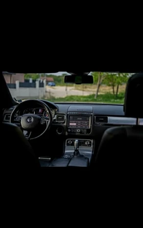 VW Touareg R line - 41500 лв. - 92632850 8