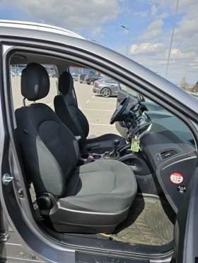 Hyundai IX35 - 8000 € / 15646.64 лв. - 68074230 9