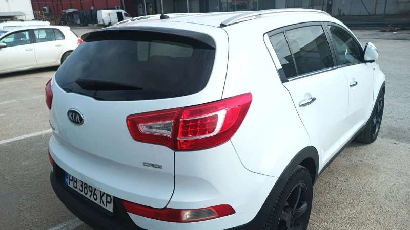 Kia Sportage, снимка 5 - Автомобили и джипове - 48893904