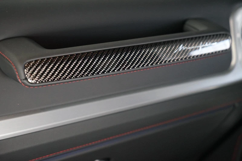 Mercedes-Benz G 63 AMG /FACELIFT/CARBON/SUPERIOR/ACTIVE RIDE/BURM/NIGHT/, снимка 13 - Автомобили и джипове - 51962425