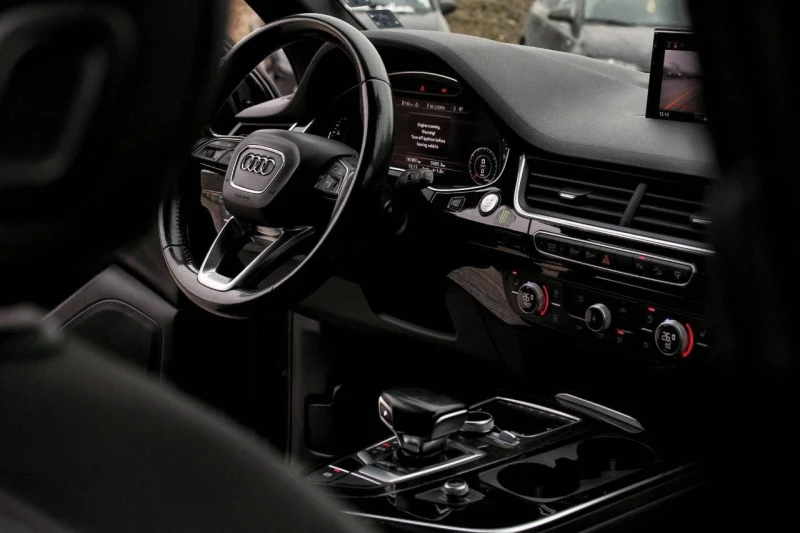Audi Q7 3.0TFSI, снимка 7 - Автомобили и джипове - 53329578
