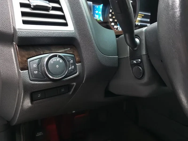 Ford Explorer 3.5 AWD, снимка 17 - Автомобили и джипове - 54350189