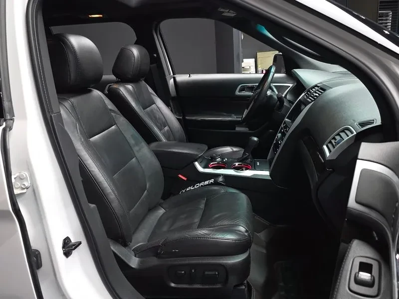 Ford Explorer 3.5 AWD, снимка 11 - Автомобили и джипове - 54350189