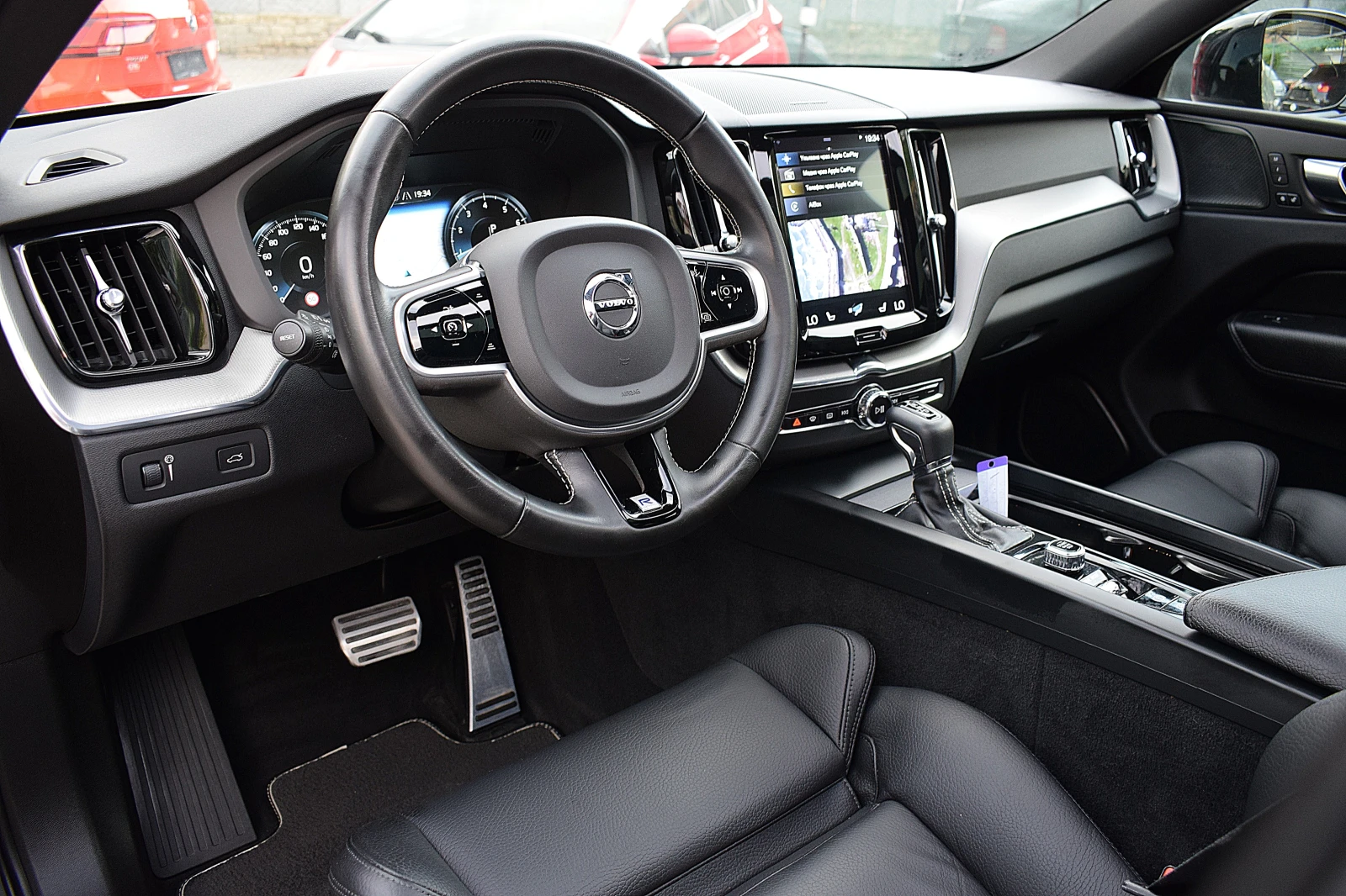 Volvo XC60  2.0ШВЕЙЦАРИЯ/T6 AWD R-Design Geartronic - изображение 9