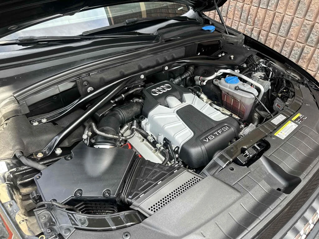 Audi SQ5 3.0T Dynamic Edition* AWD* АвтоКредит (ЦЕНА ДО БГ) - изображение 9