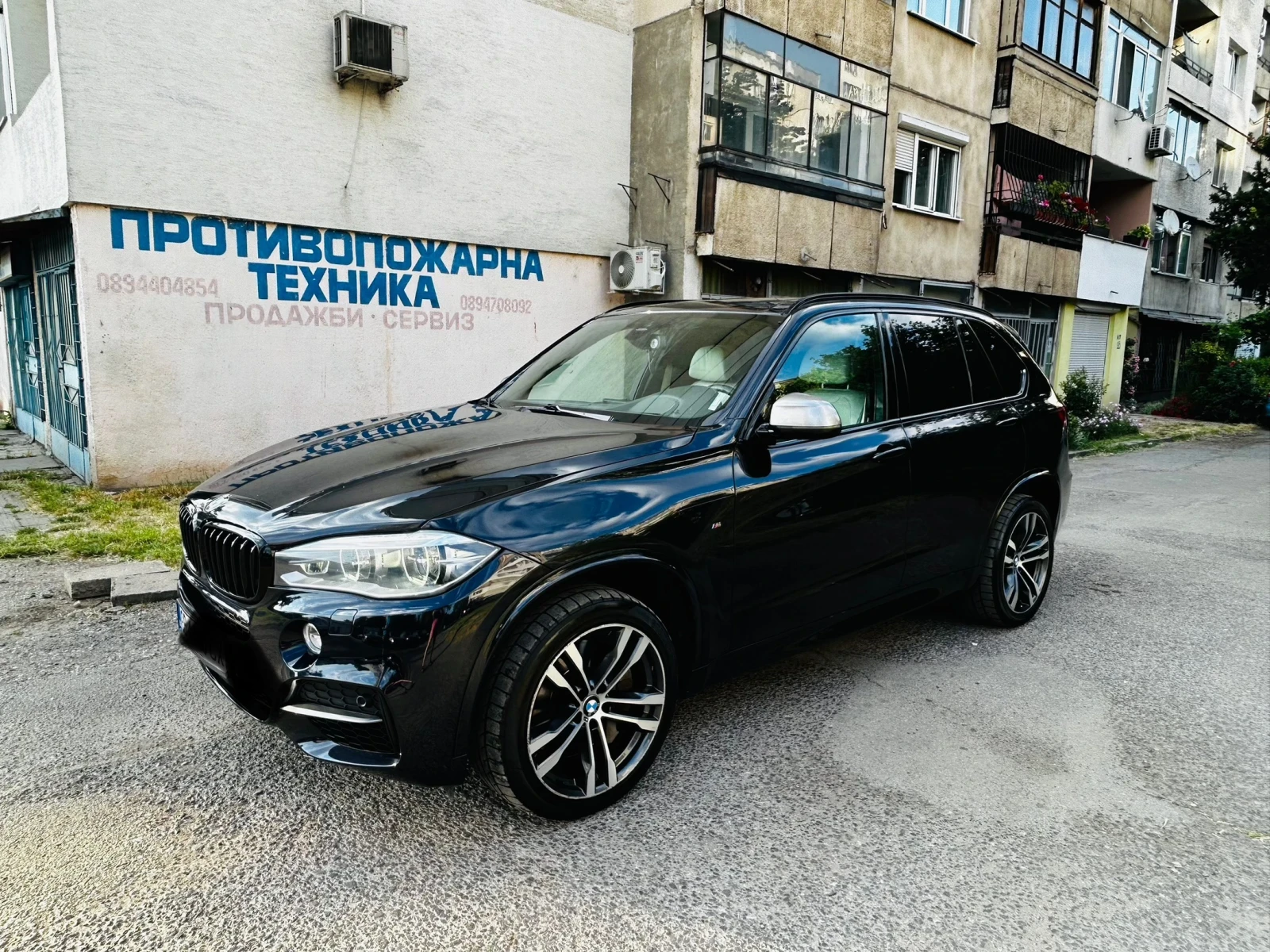 BMW X5 M50d - изображение 2