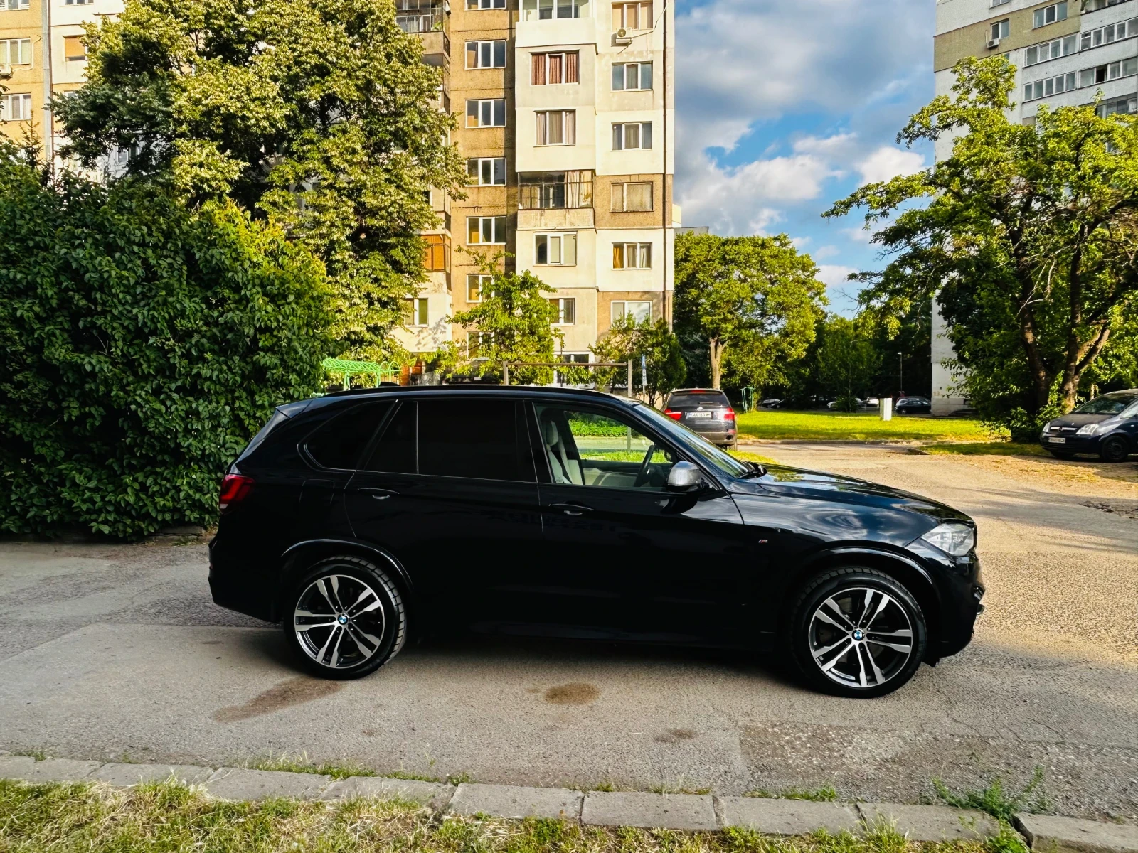 BMW X5 M50d - изображение 6