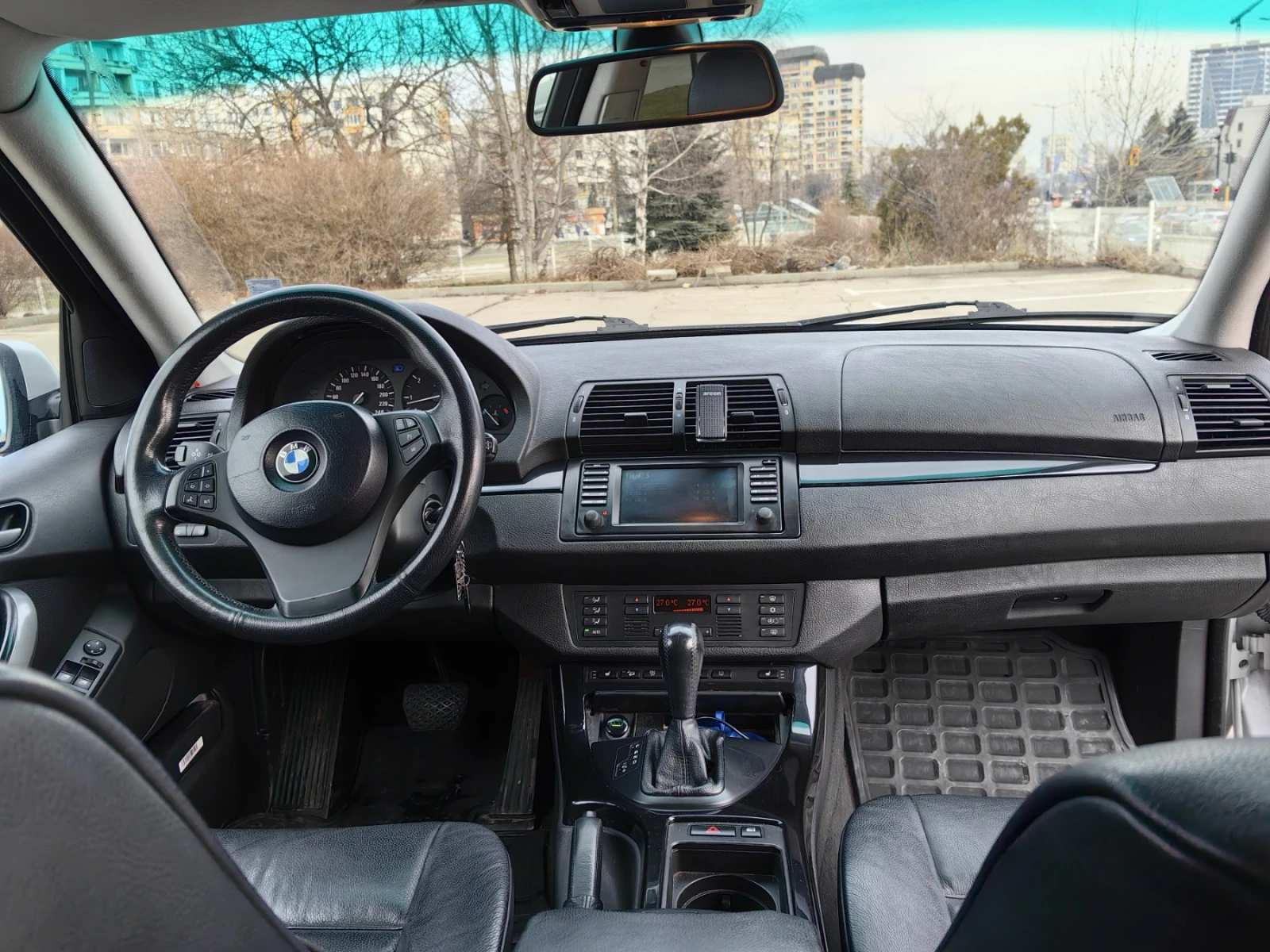 BMW X5  - изображение 9