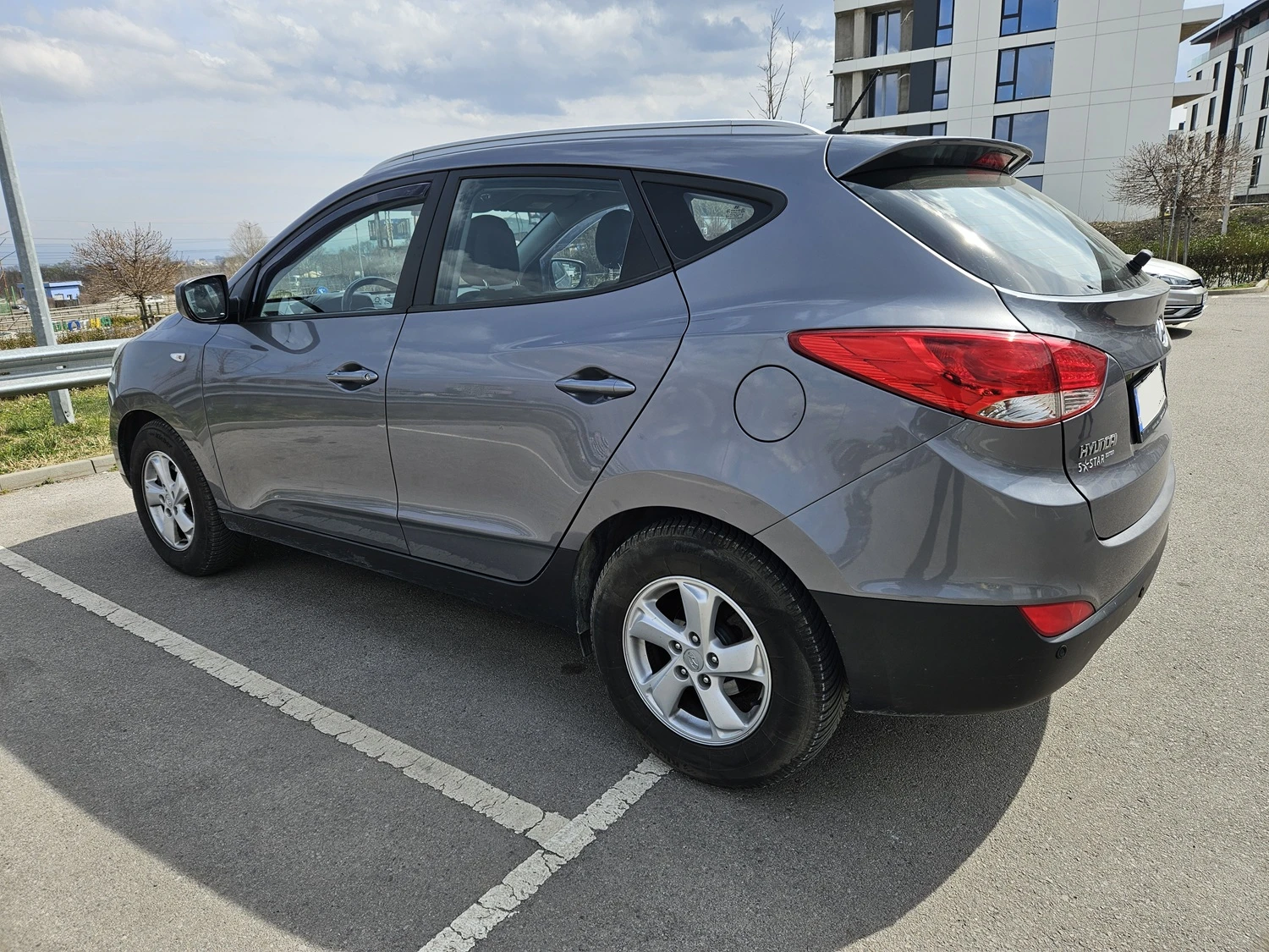 Hyundai IX35, снимка 6 - Автомобили и джипове - 54013982