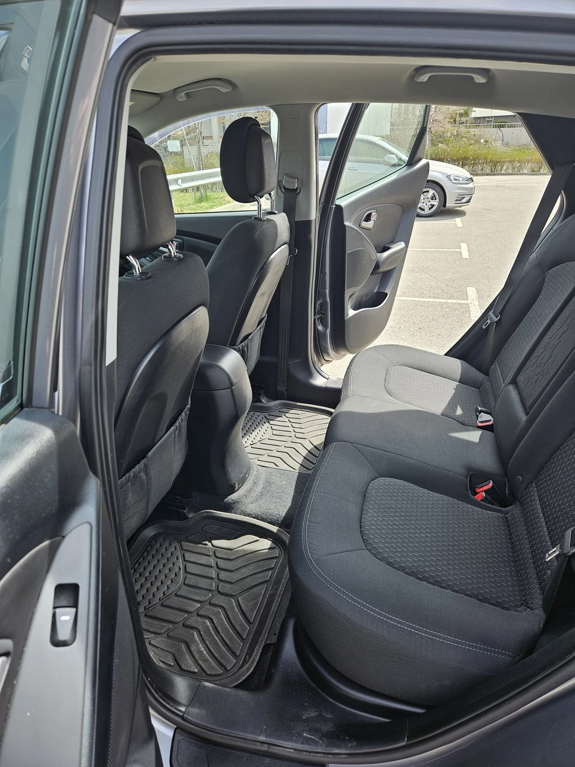 Hyundai IX35, снимка 11 - Автомобили и джипове - 54013982