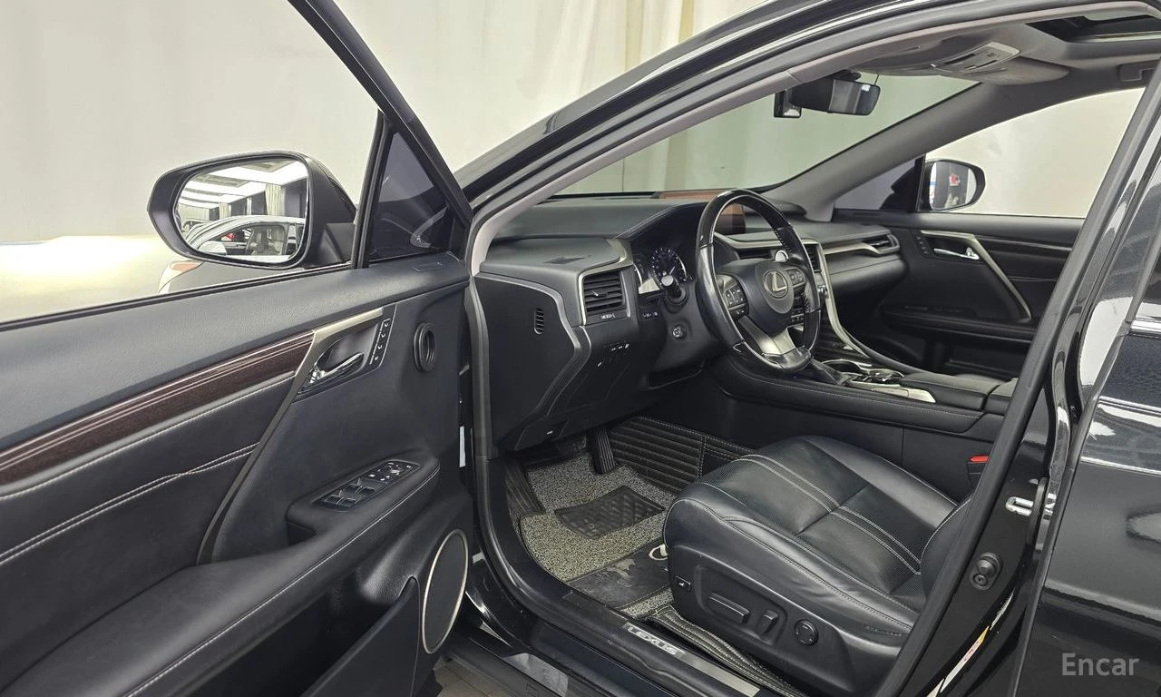 Lexus RX 450h EXECUTIVE* ПОДГРЕВ* ОБДУХВАНЕ* 360КАМЕРА* LANE* AS, снимка 5 - Автомобили и джипове - 54581555