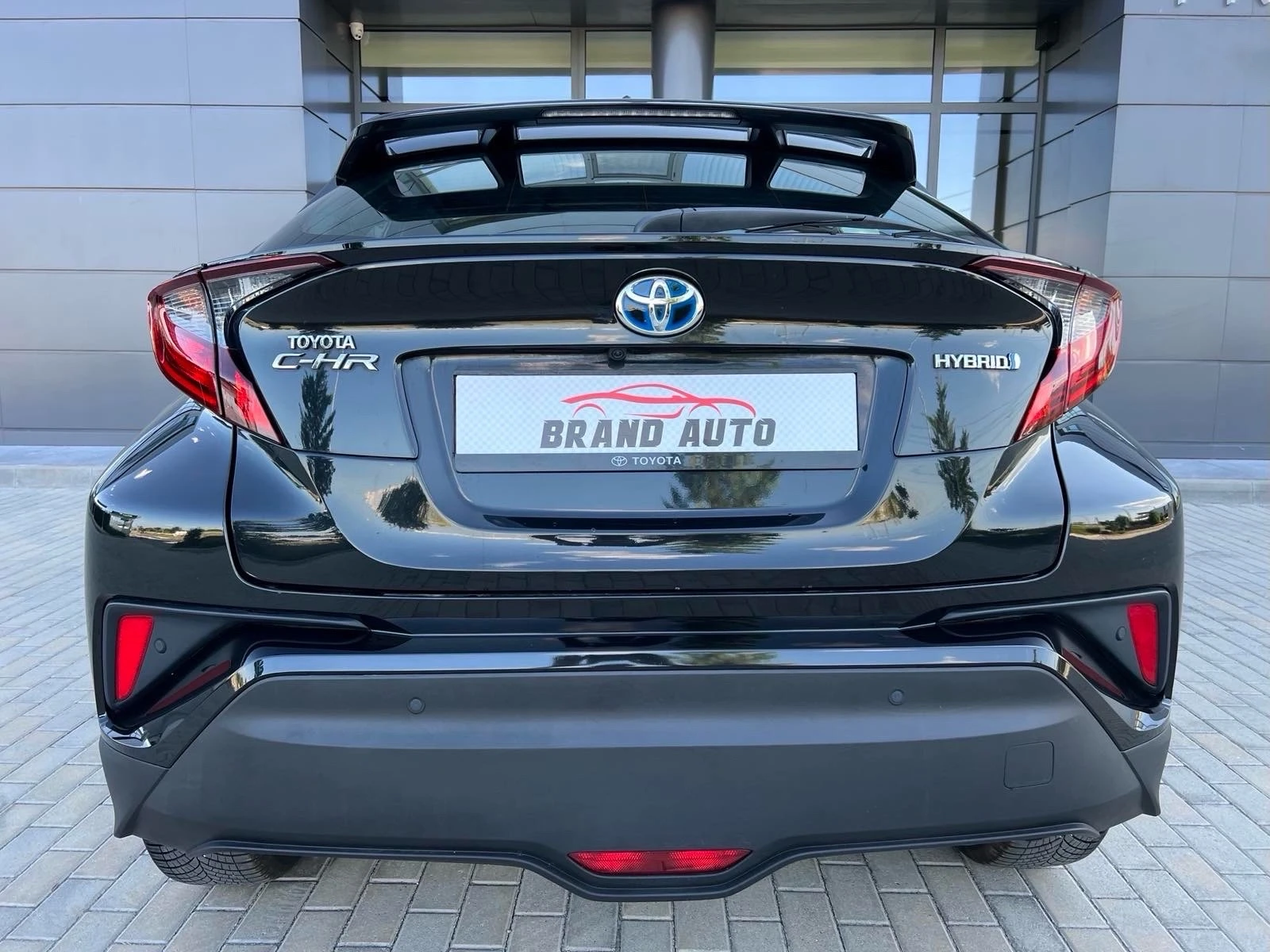 Toyota C-HR * � �������� �� TOYOTA * 1.8 HYBRID 122k.c. | Mobile.bg � ����������� 6