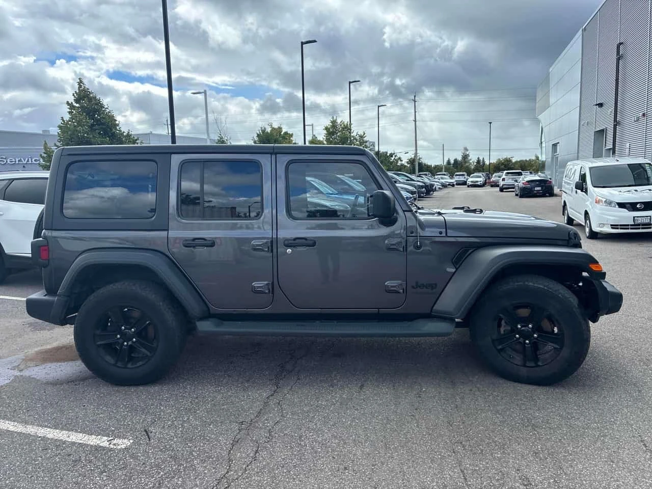 Jeep Wrangler * Sport * CARFAX * БЕЗ ПЪРВОНАЧАЛНА ВНОСКА, снимка 3 - Автомобили и джипове - 55797842
