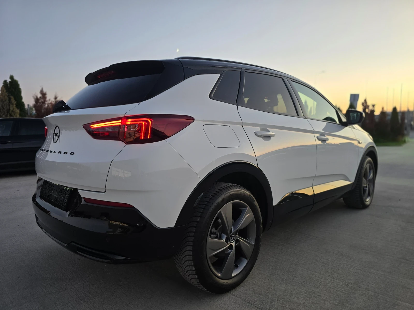 Opel Grandland 1.5D, снимка 7 - Автомобили и джипове - 56115953