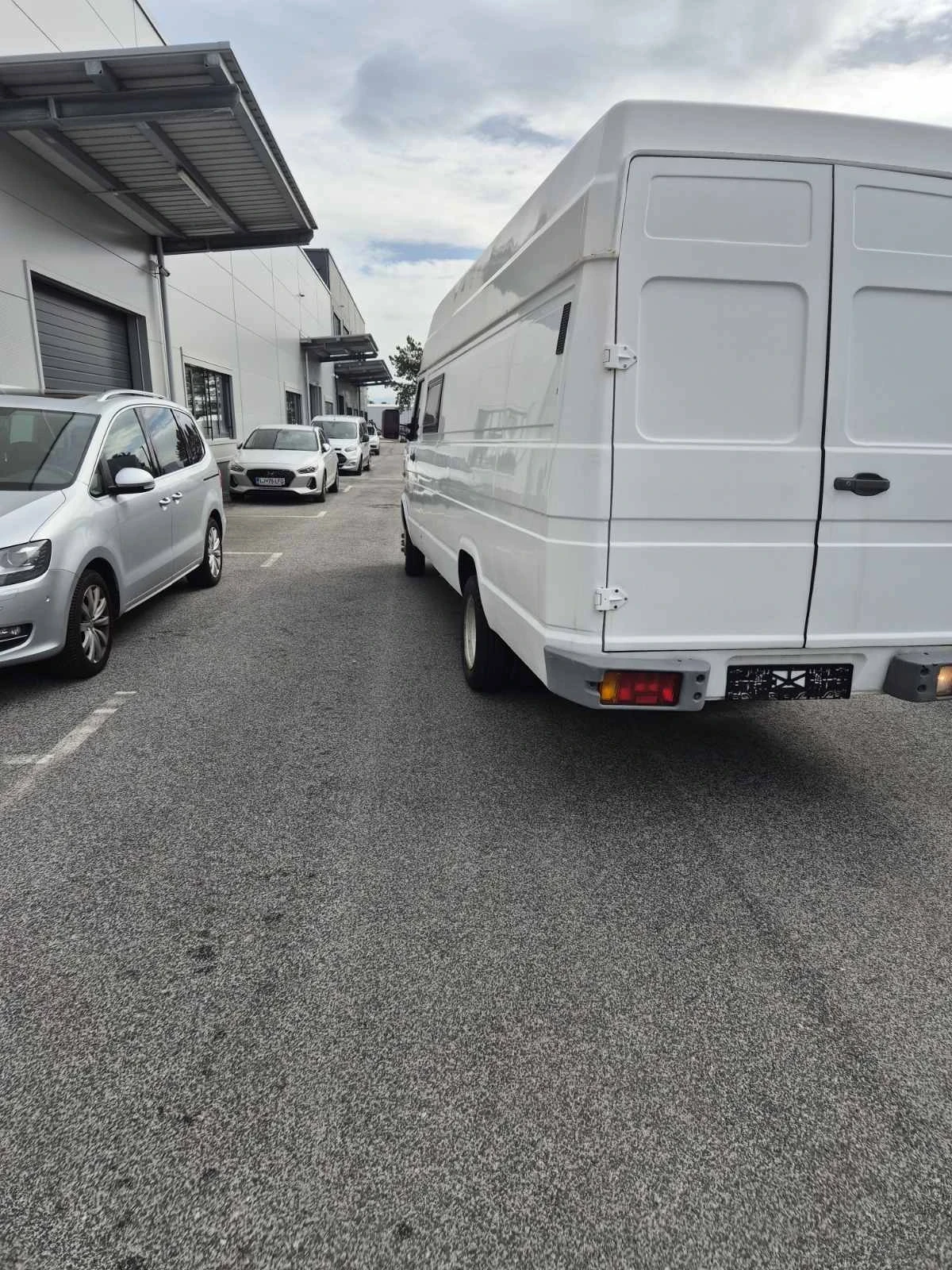 Iveco 3512 2.8 TDI  - изображение 4