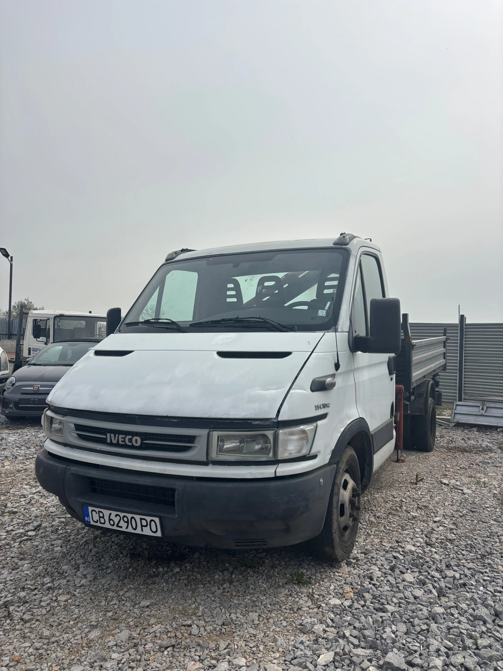 Iveco Daily кран-самосвал, снимка 2 - Бусове и автобуси - 54201937