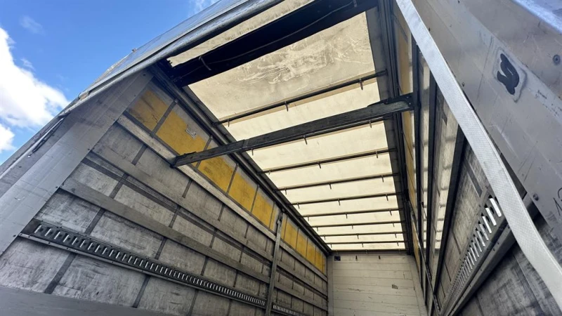 Mercedes-Benz Actros 1843 E6 Retarder , снимка 9 - Камиони - 51972278