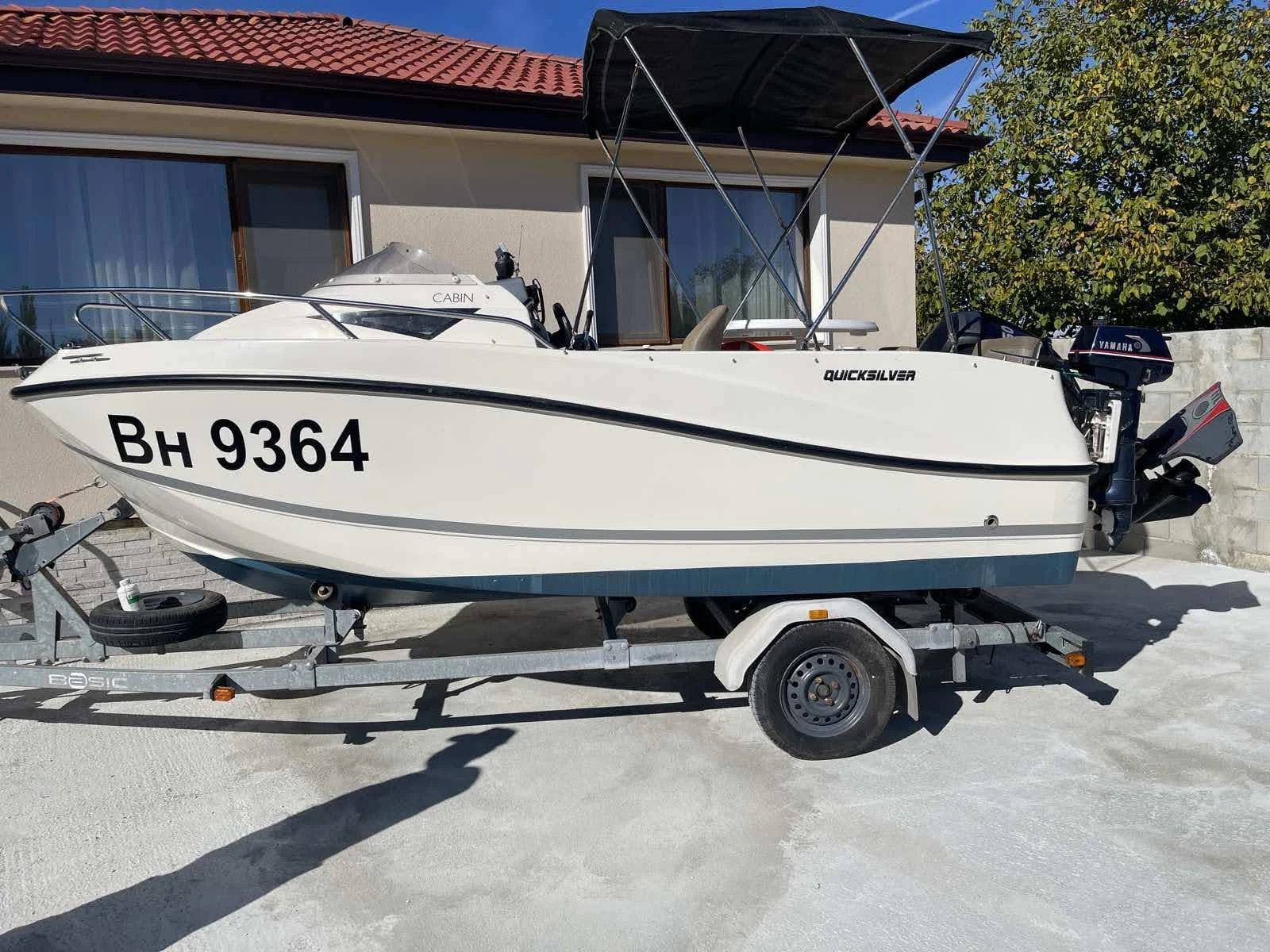 Лодка Quicksilver 455 Cabin, снимка 10 - Воден транспорт - 55038521